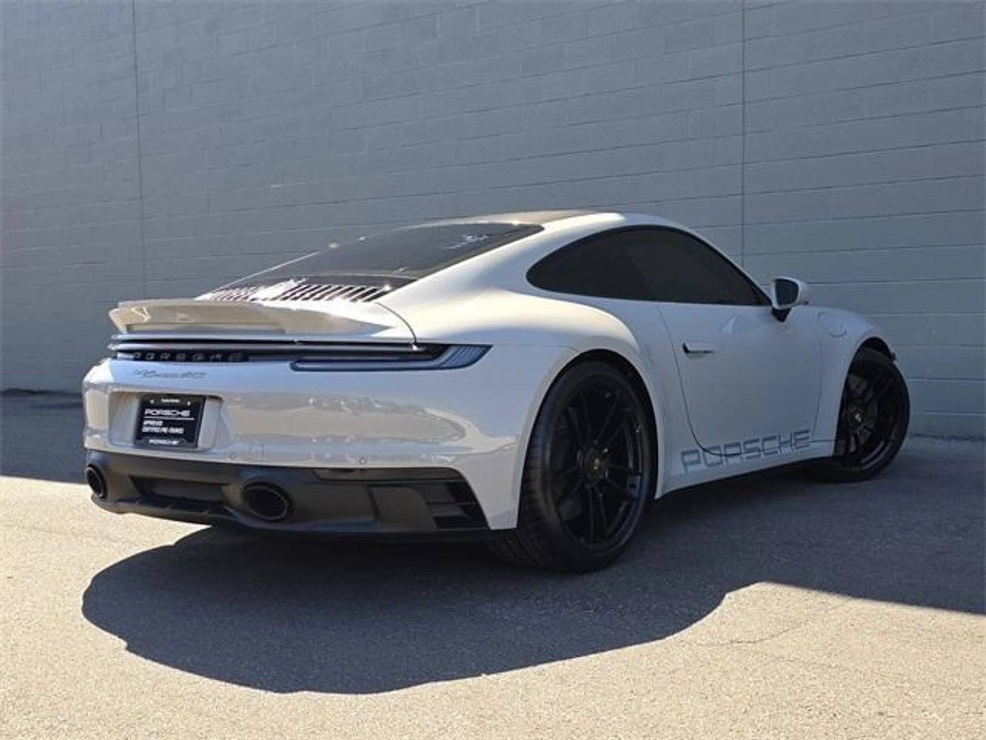 mph008_3819259086_0_O_Ka_Hp0_CR_Cq_F_Yj_YB_Wh_ZF_8b_B_6q_I_c0c4977a22