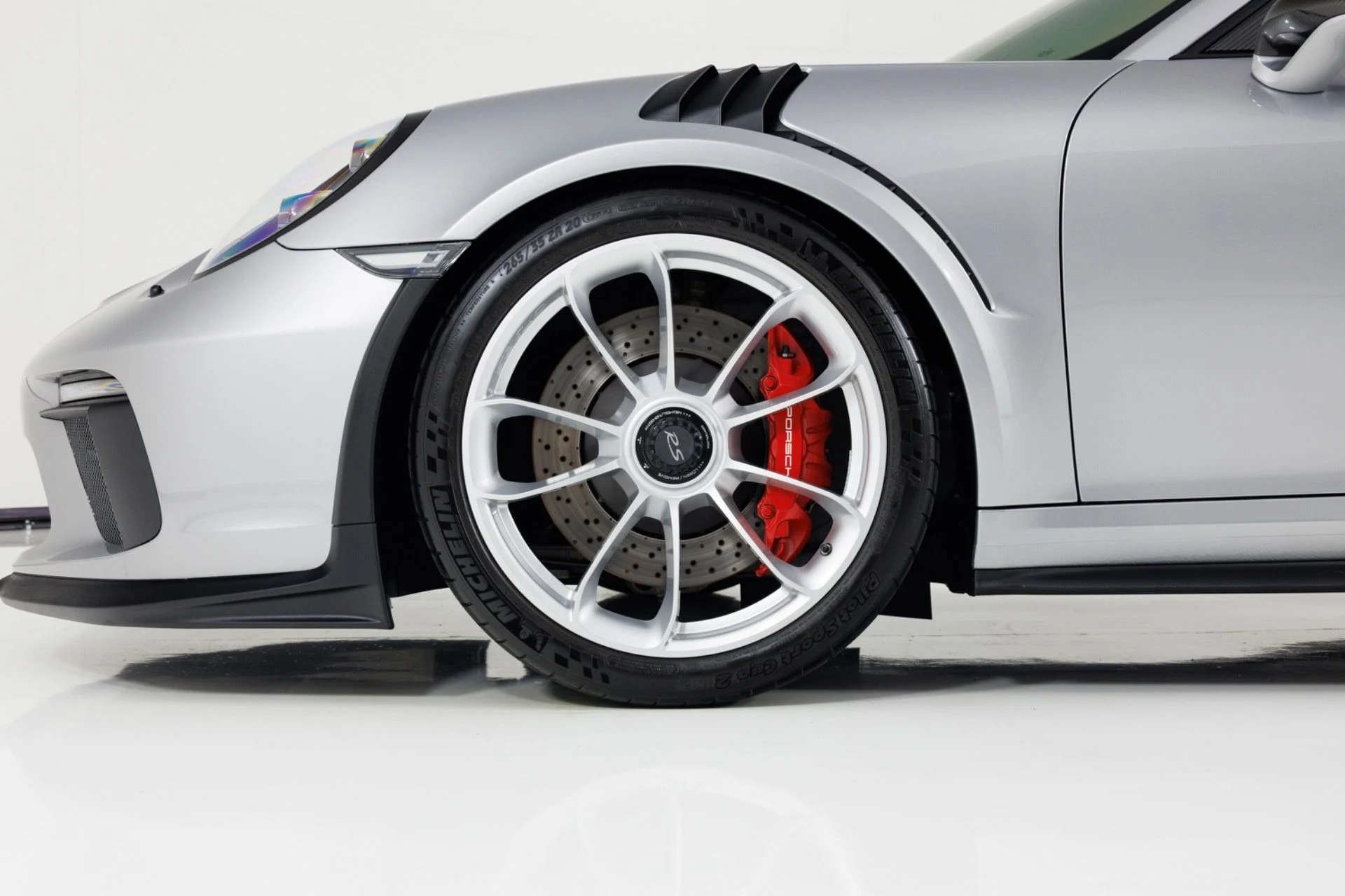 mph008_3820814403_Used_2019_Porsche_911_GT_3_RS_1778792364_ca09951861