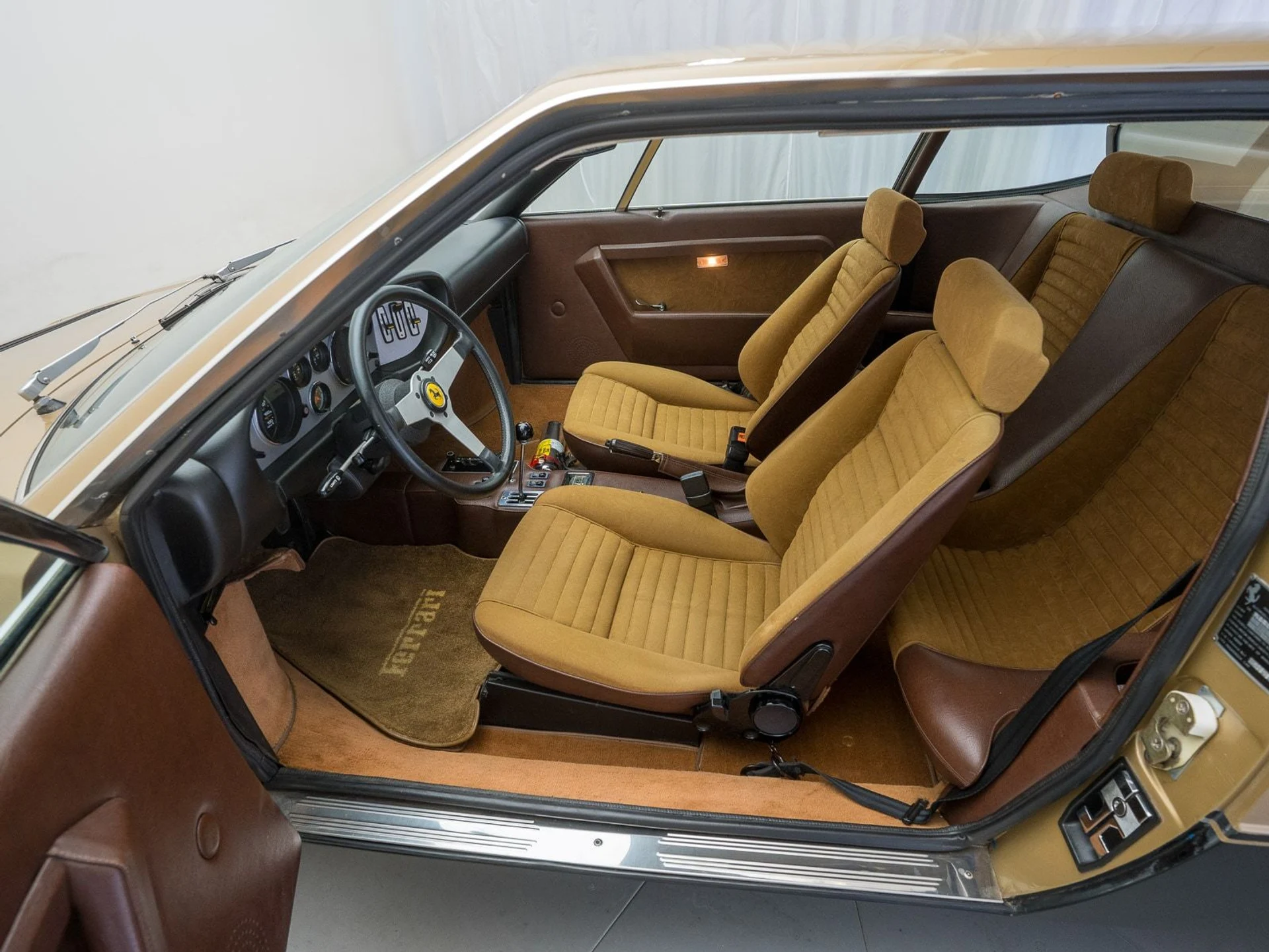 mph008_3824894042_b6f5c470d0bfa1d630a0e935945b1517x_aac36df207