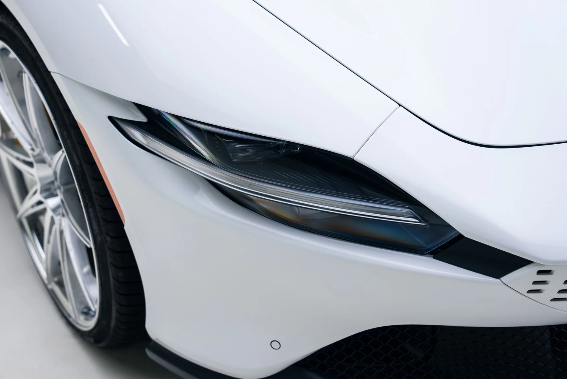 mph008_3825141745_Used_2025_Ferrari_Roma_Spider_1766089214_6b6705bc96