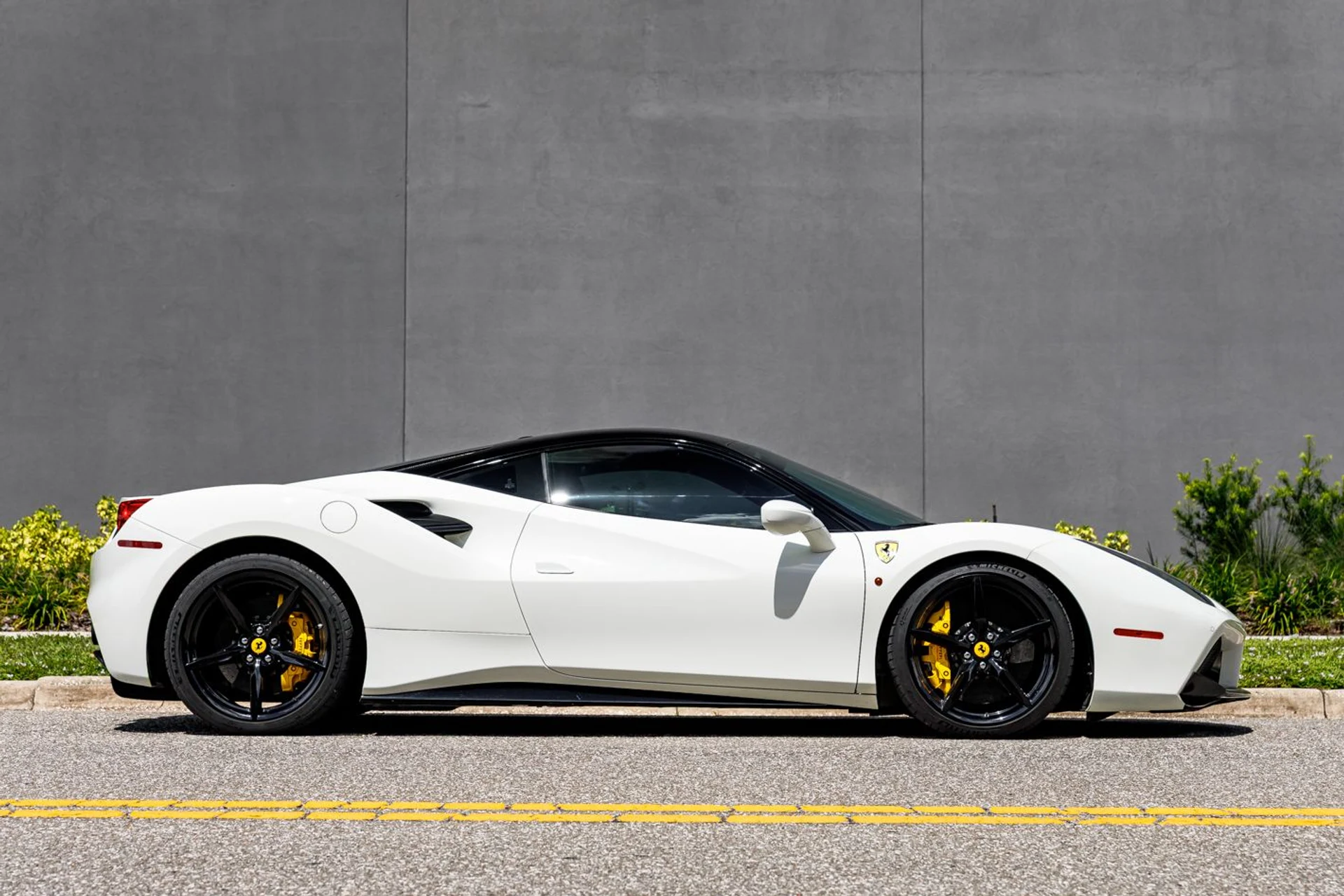 mph008_3826081109_Used_2018_Ferrari_488_GTB_94585580dd