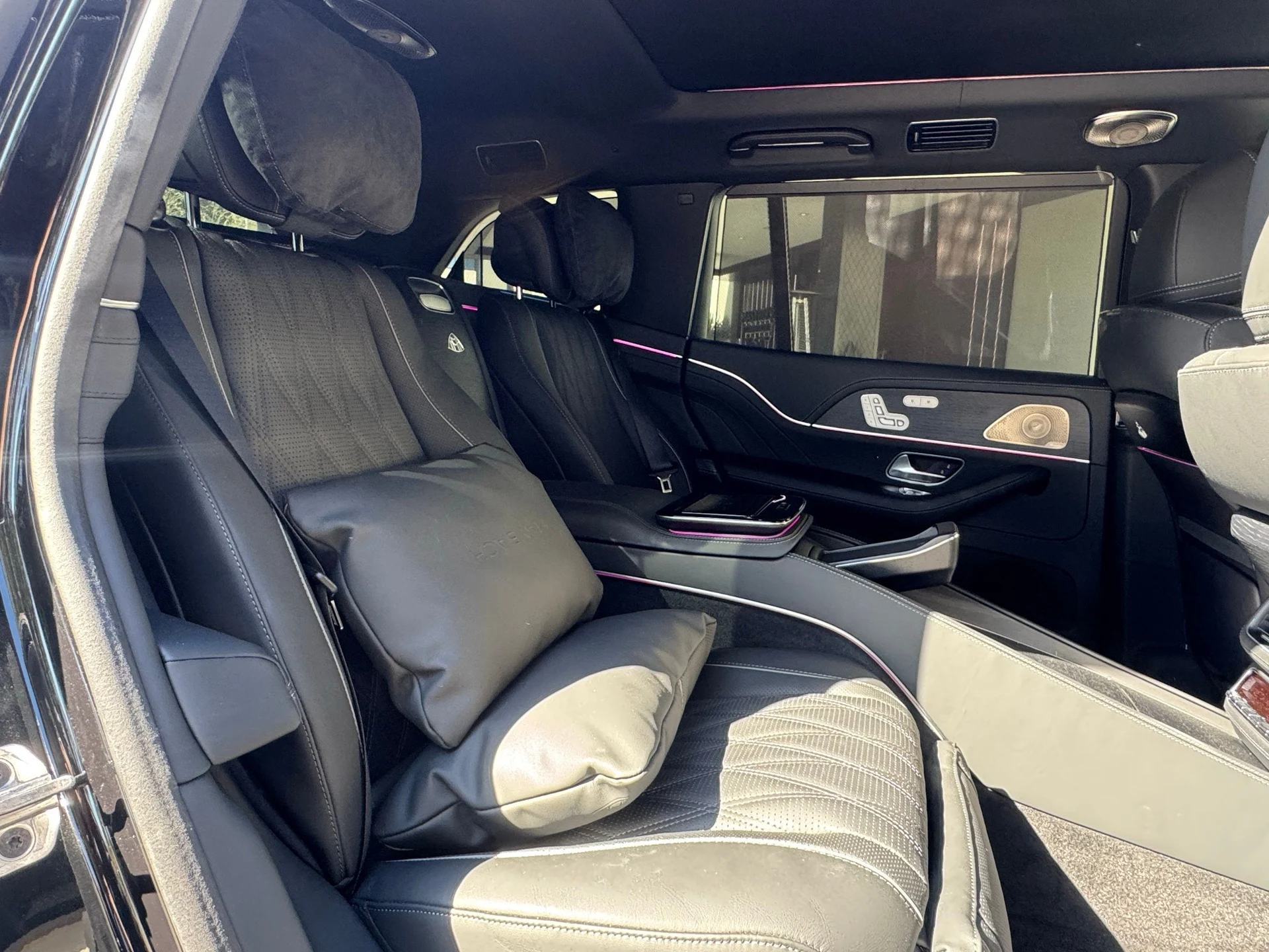 mph008_3827405633_image_9_818329053e