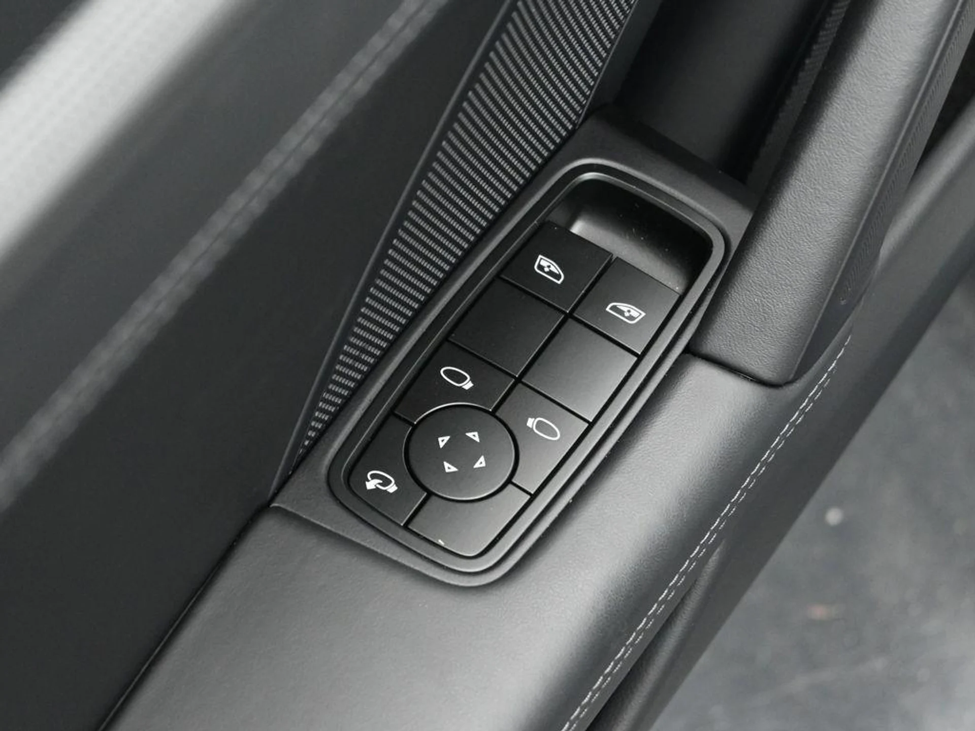 mph008_3830406467_16xk_Wj6_FU_2_W7bqre_SR_2_Vwzw_B9s_d3aa152506