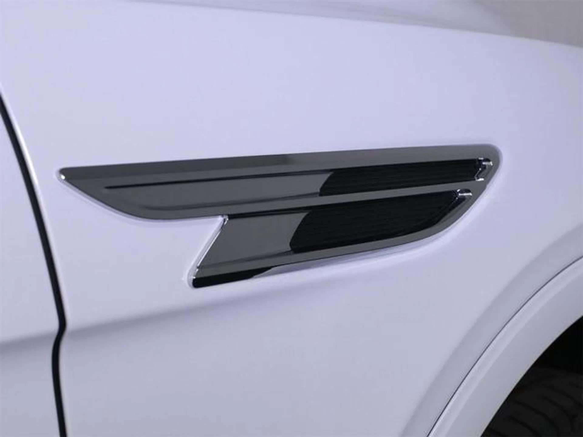 mph008_3831526777_d1_A_Ljku7f_E199mo7_Ef_Nxtele7_Y_ea2b01bc31