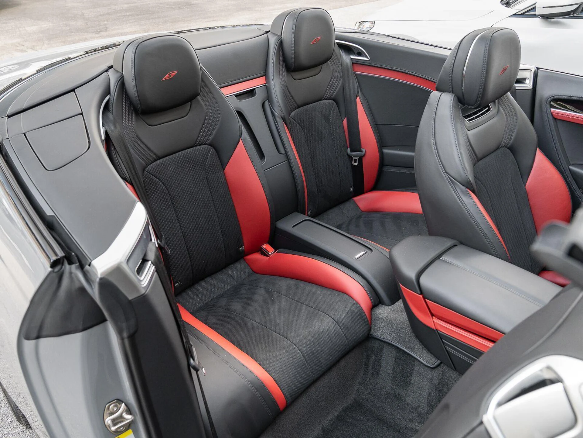 mph008_3837689082_Used_2023_Bentley_Continental_GTC_S_V8_1793214116_79a2fae636