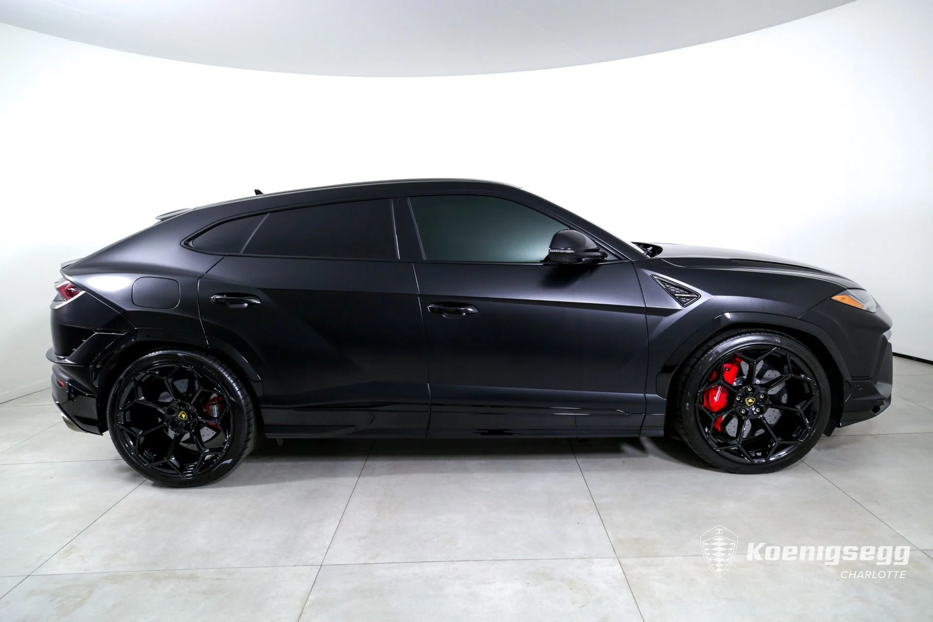 mph008_3838800104_Used_2023_Lamborghini_Urus_Performante_1746560193_daf3e8e78f