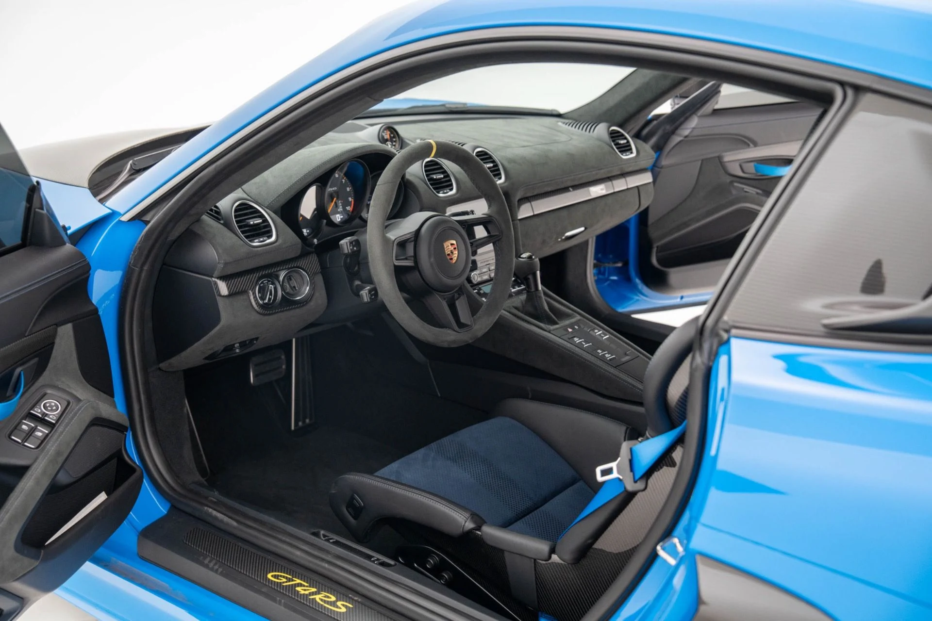 mph008_384095815_Used_2024_Porsche_718_Cayman_GT_4_RS_1775171223_ebc111b312