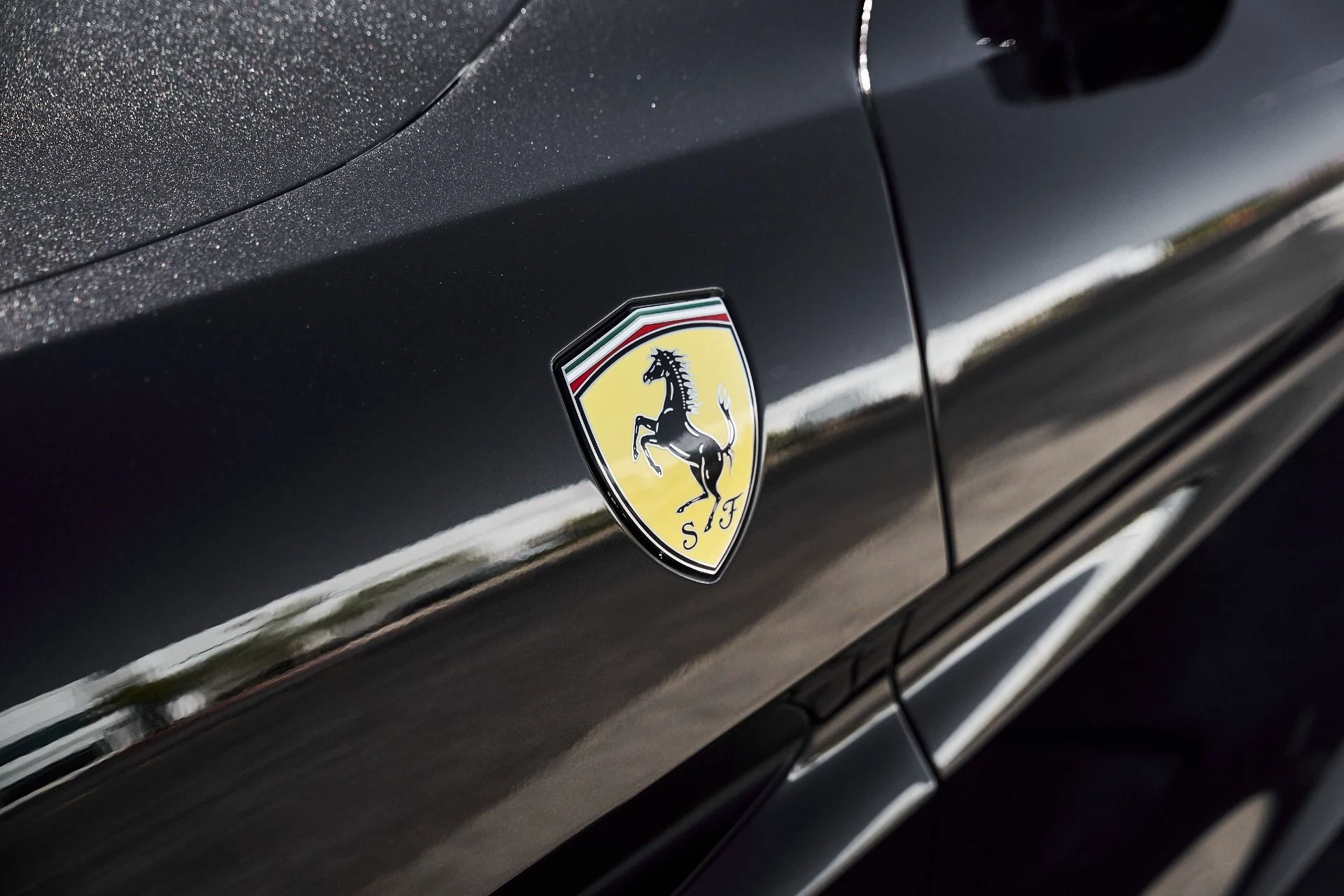 mph008_3842726604_Used_2020_Ferrari_Portofino_Base_1780622466_9461ec5030