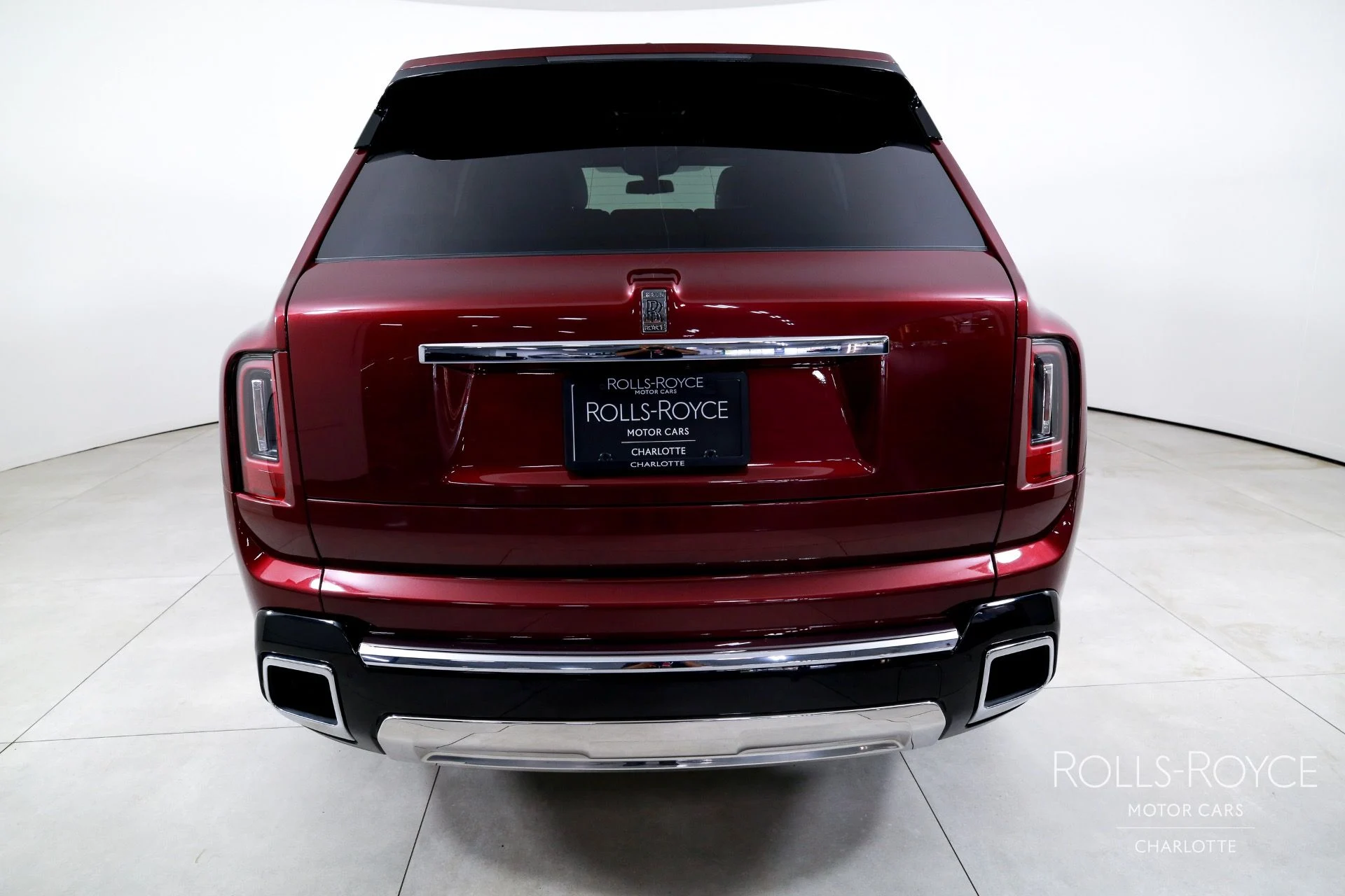 mph008_3853505711_Used_2025_Rolls_Royce_Cullinan_1757533744_08e30cc76f