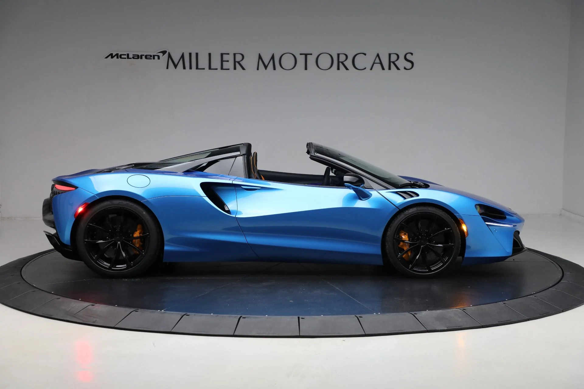 mph008_3853530660_New_2025_Mc_Laren_Artura_Spider_Tech_Lux_36ec0a1130
