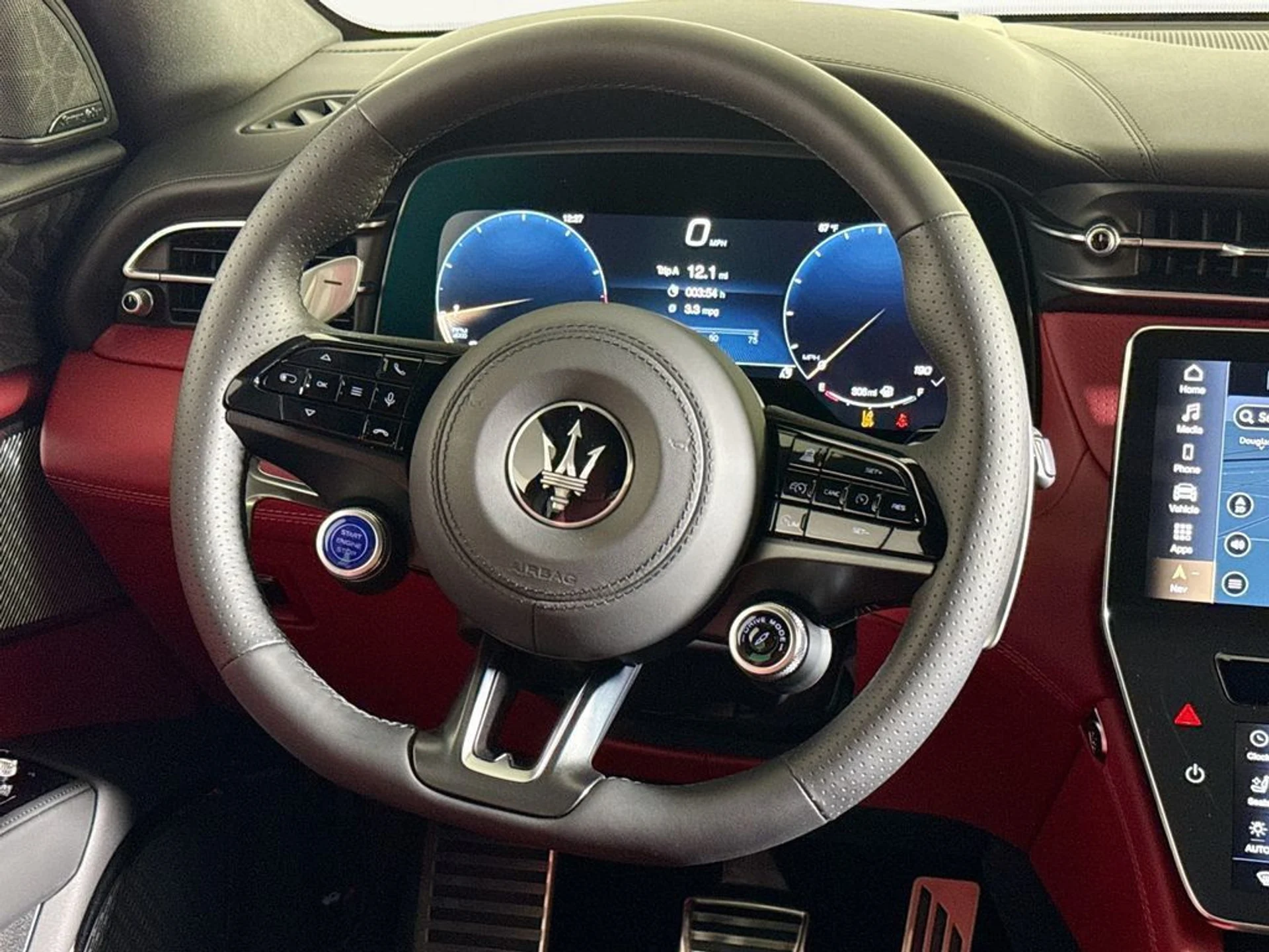 mph008_3855264711_new_2026_maserati_grecale_modenaawd_11350_23051140_10_1024_825e4d6cdd