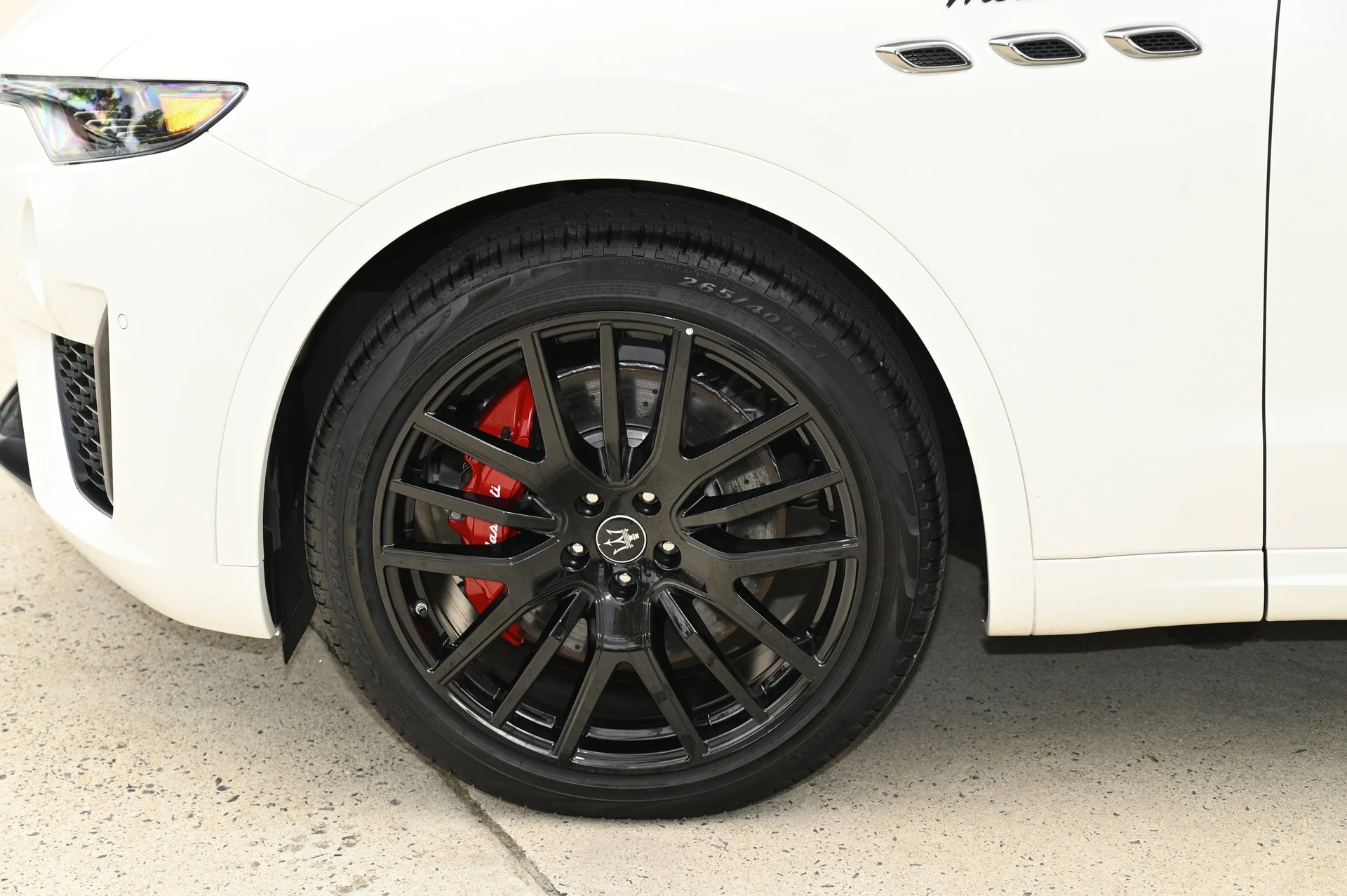 mph008_3868981963_0f165edea28c4062b47edcc6a2c971a2_6b1a06dc34