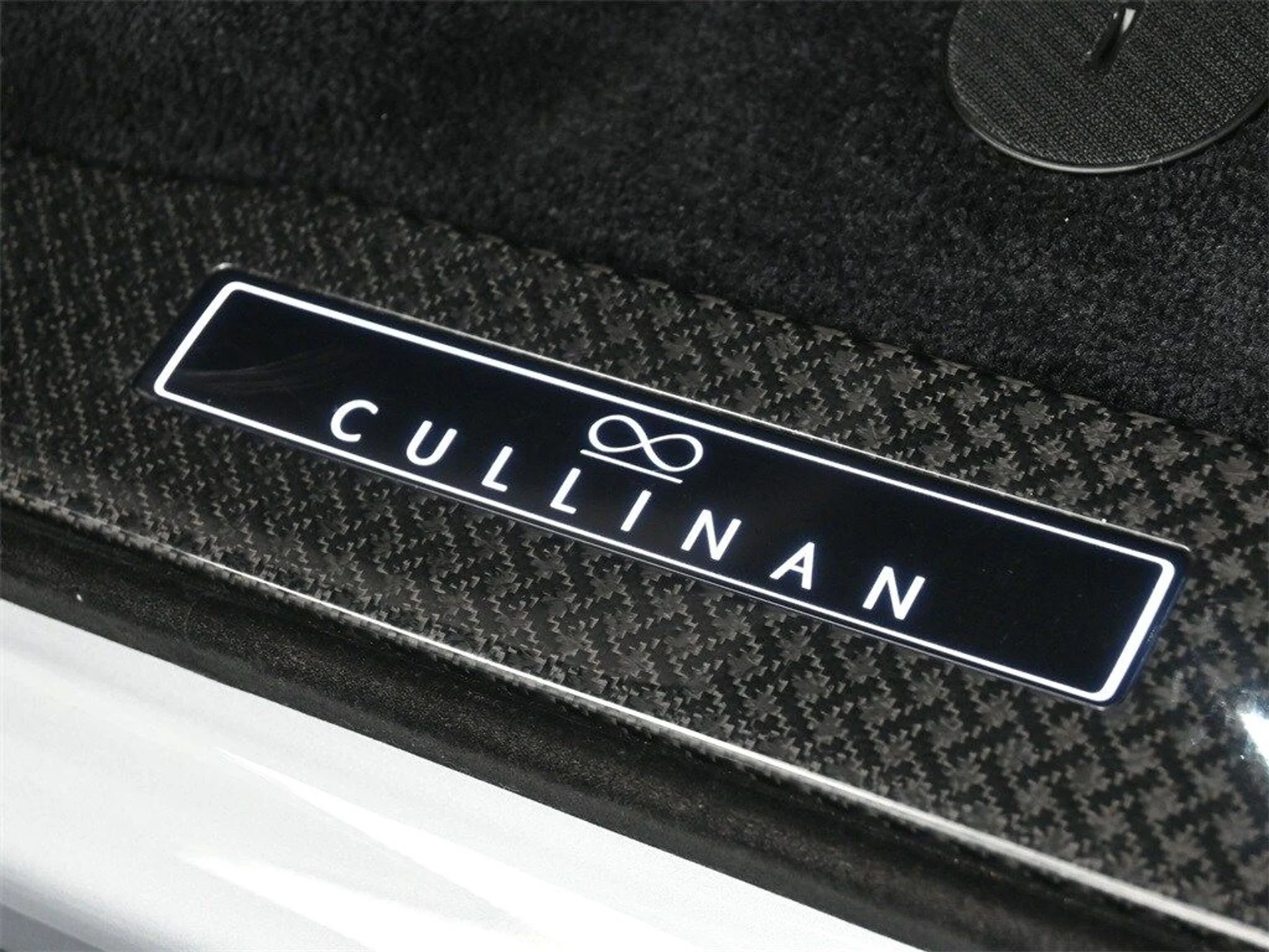 mph008_3876649905_6759988a9408eaa87bf650fbad84f677x_ead32d9e35