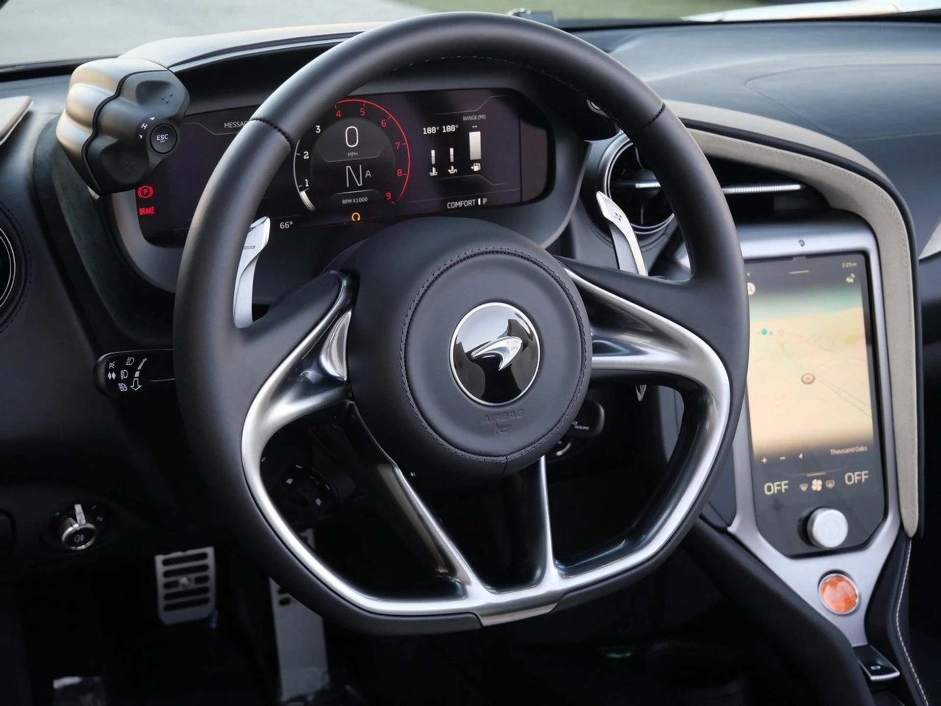 mph008_3880561350_990d1757facd43fe1813d6f4fd8520d9x_5db002e6e9