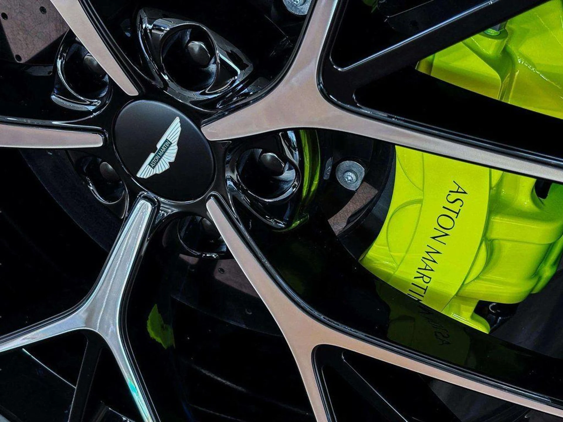 mph008_3885799481_5_Hzys2k_Y0h_UM_7_Say_O_Fng_AY_Mj0ko_a7b6b3d2f8