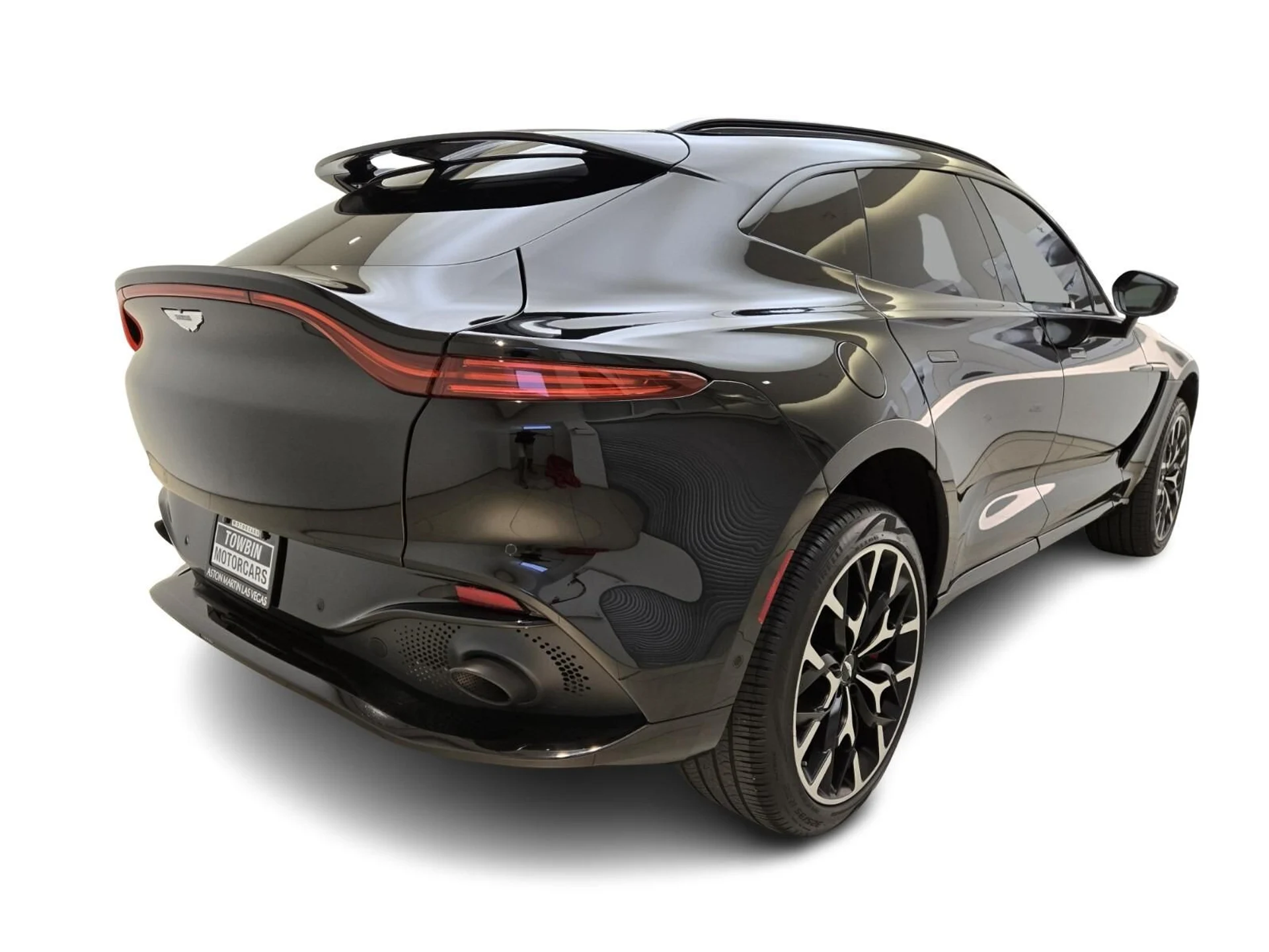 mph008_3887961244_Used_2021_Aston_Martin_DBX_1753164200_ff7209e897