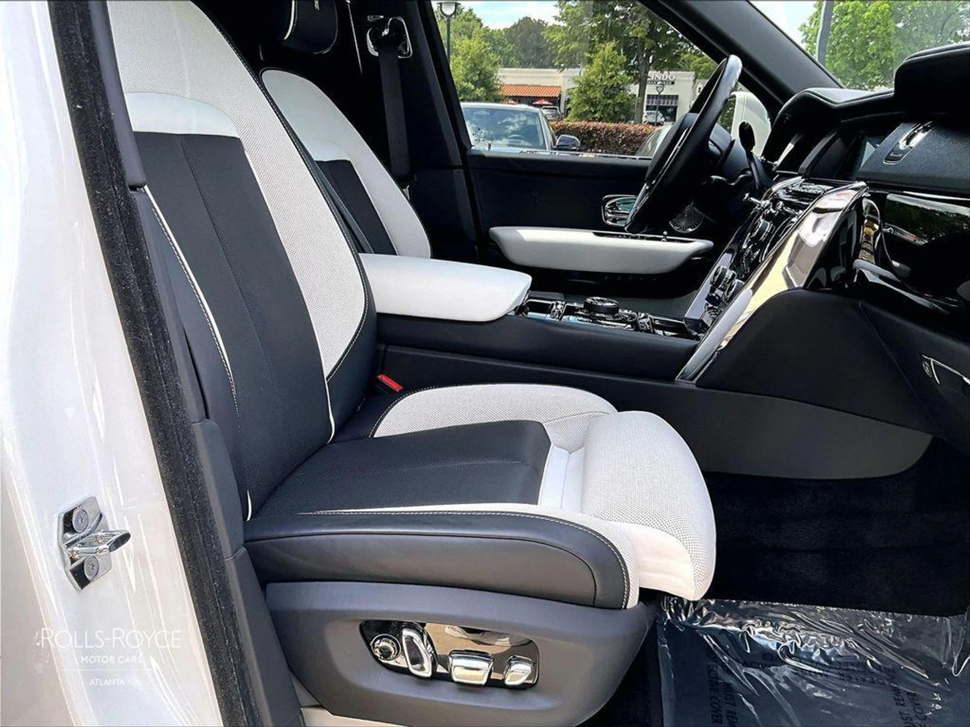 mph008_3888064062_F_26a_Ct_Ipmco2fc_Kxj_P_Id_Nt_G_He_E_fa5868e234