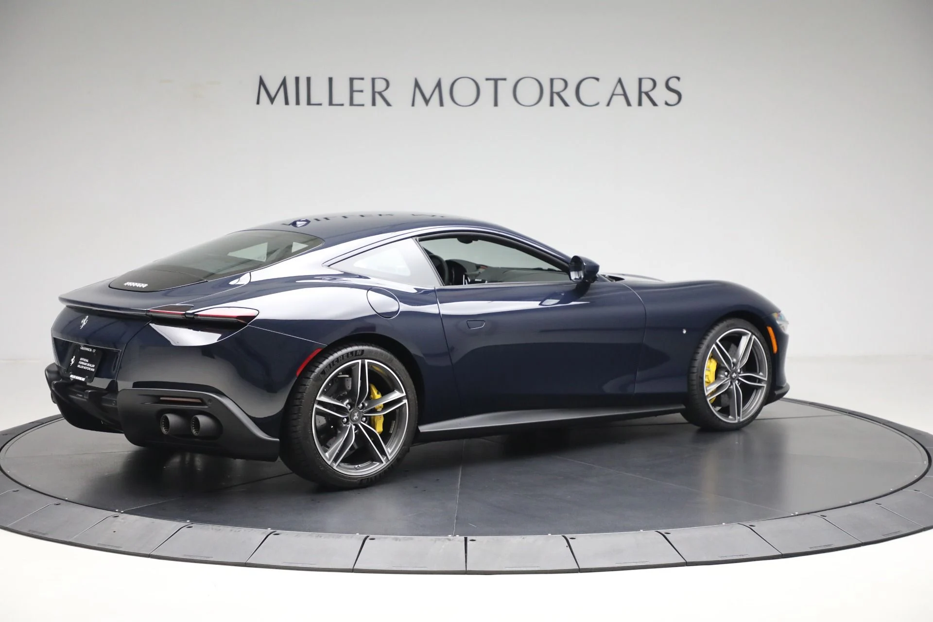 mph008_3897128384_Used_2021_Ferrari_Roma_e519581ed1