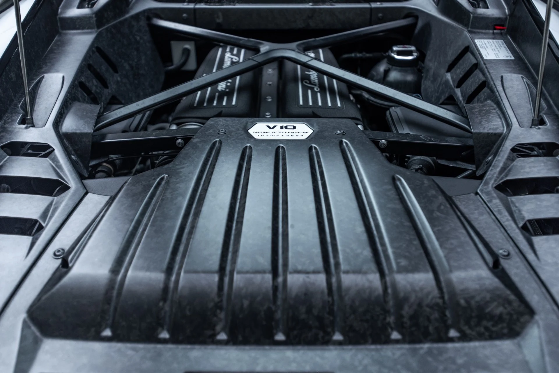 mph008_3899166152_Used_2016_Lamborghini_Huracan_LP_610_4_1786577538_11c2979d3f