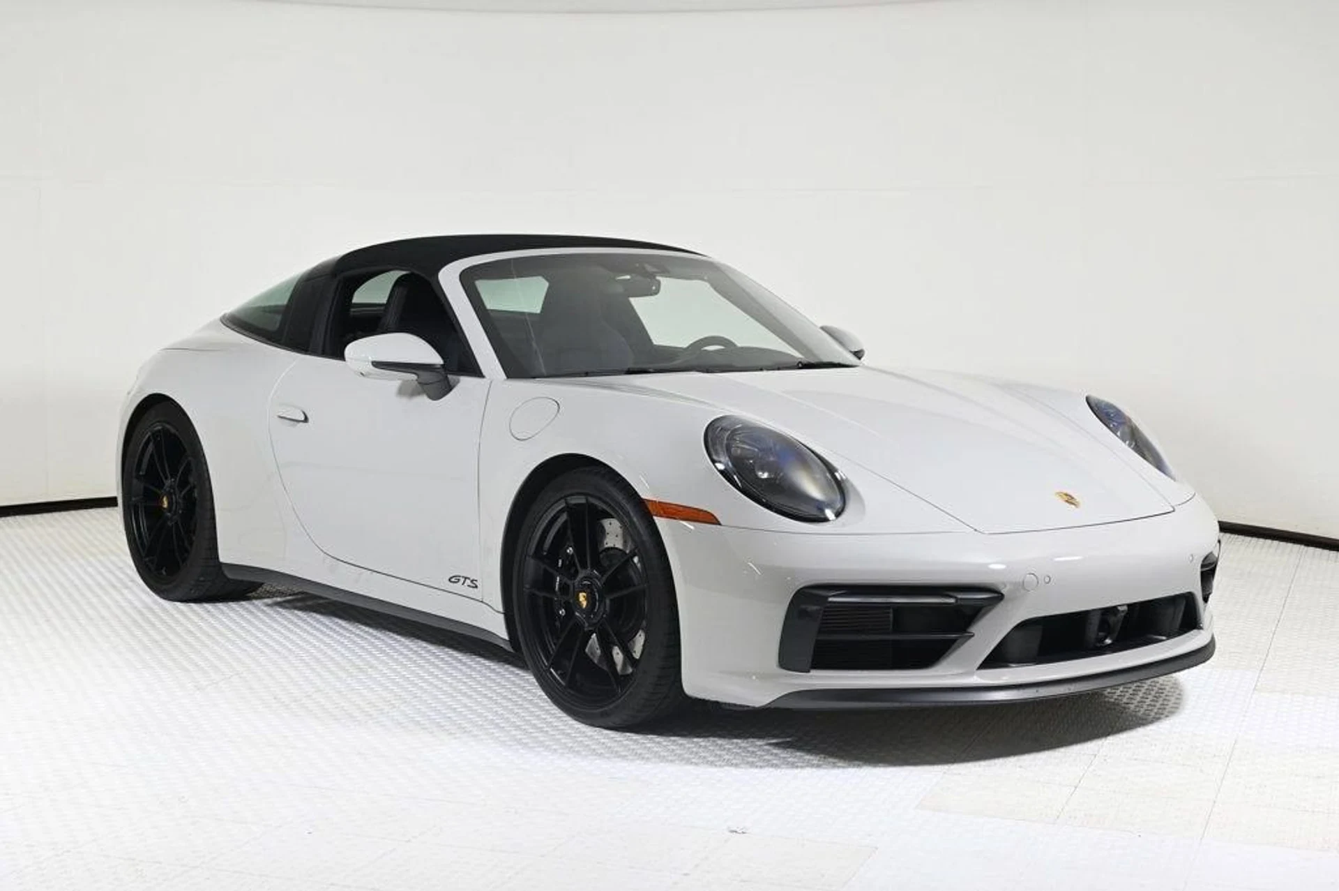 mph008_3908358221_df00eb668ba14c0382153389a255ea21_e9da3dc49b