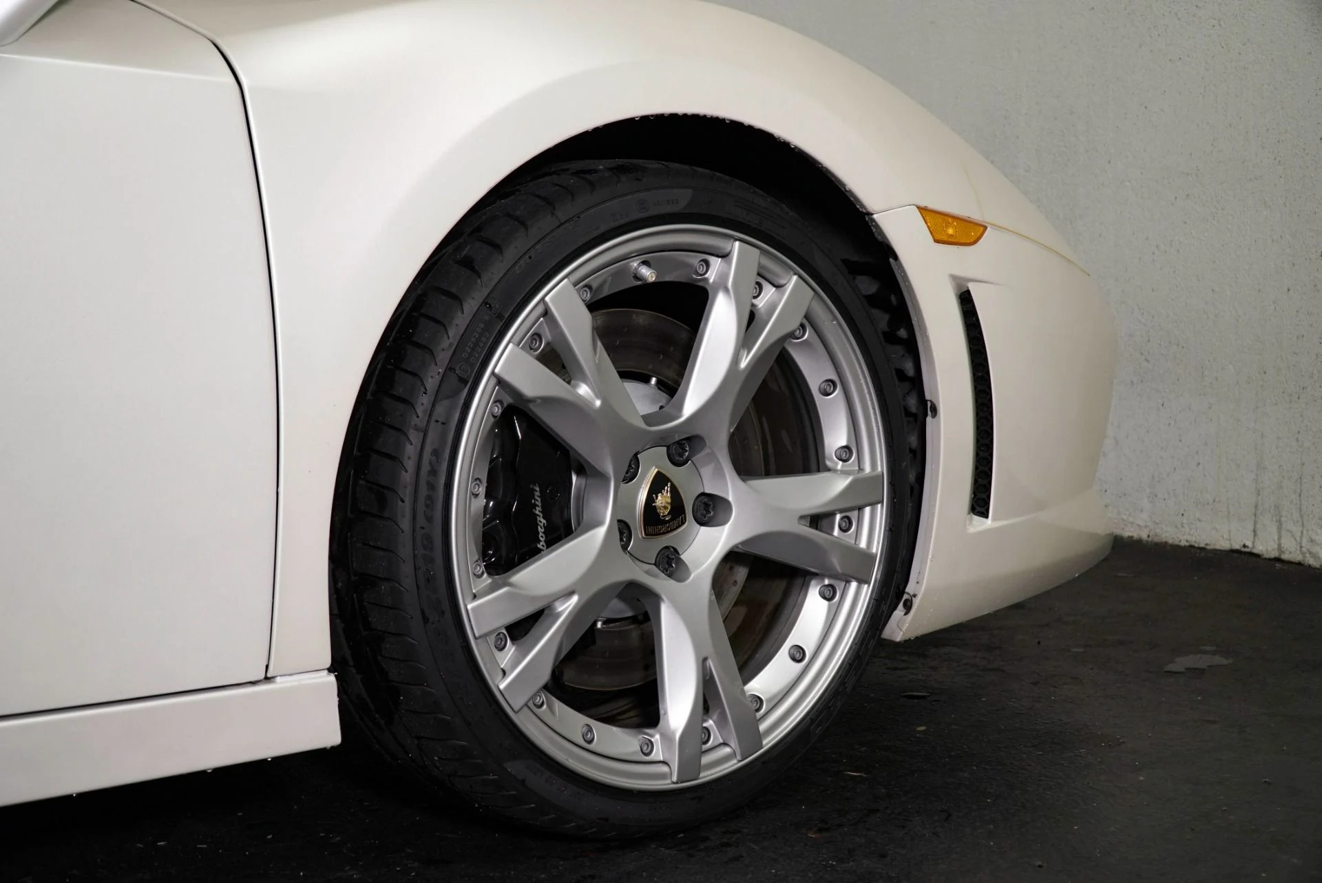 mph008_3920111417_Used_2009_Lamborghini_Gallardo_LP_560_4_1771631242_8db00cfc9d