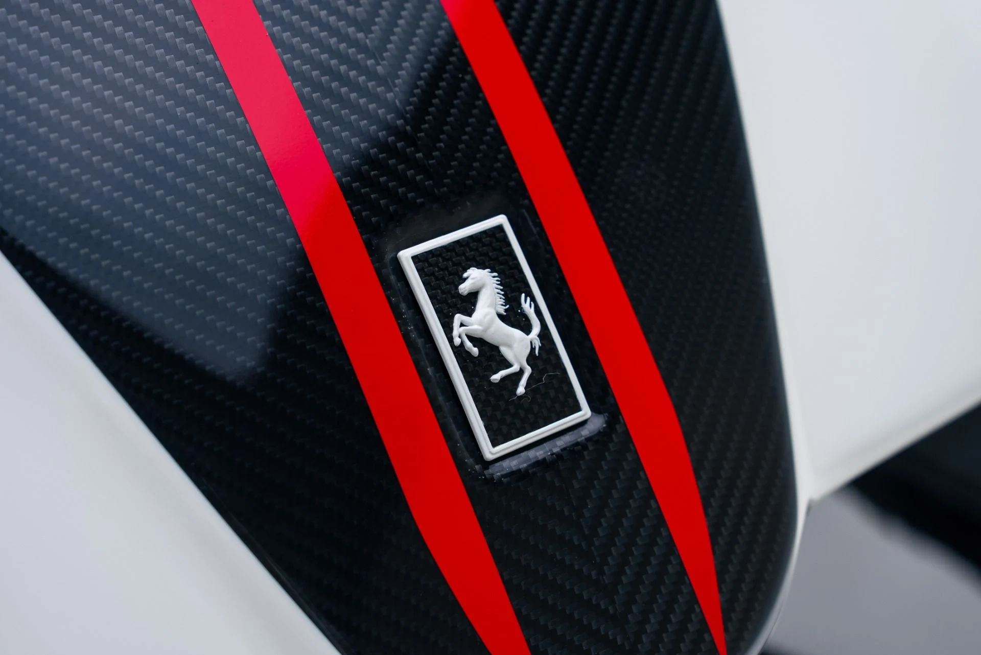 mph008_392237884_Used_2016_Ferrari_F12berlinetta_1765306007_d5832bdd99