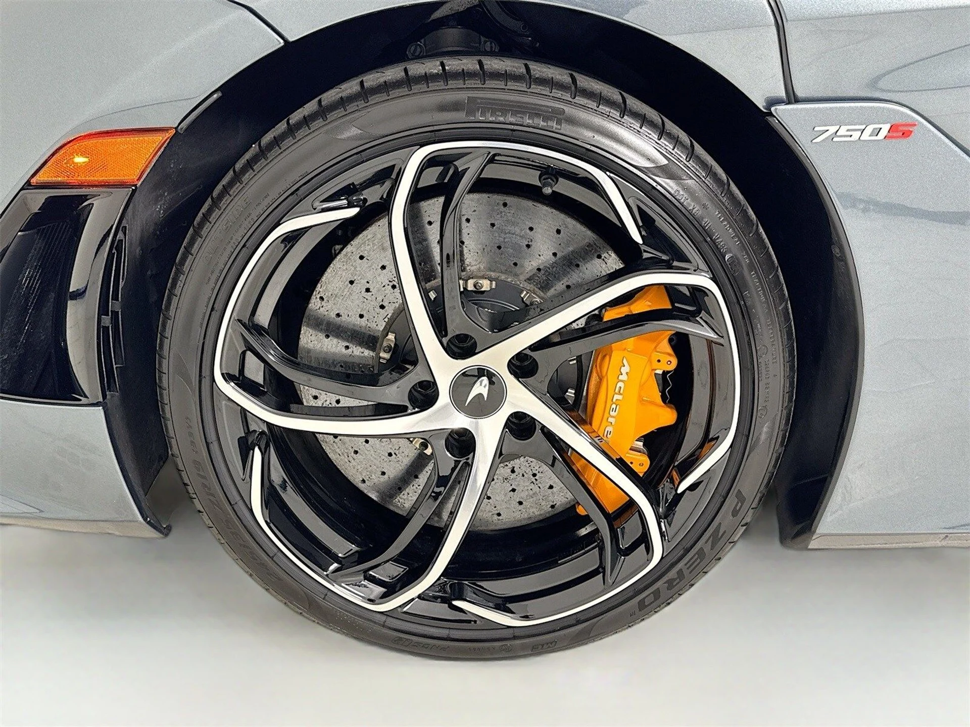 mph008_392988936_c77bbd36e2fd27aef18fde694003d72fx_3e31ffddbc