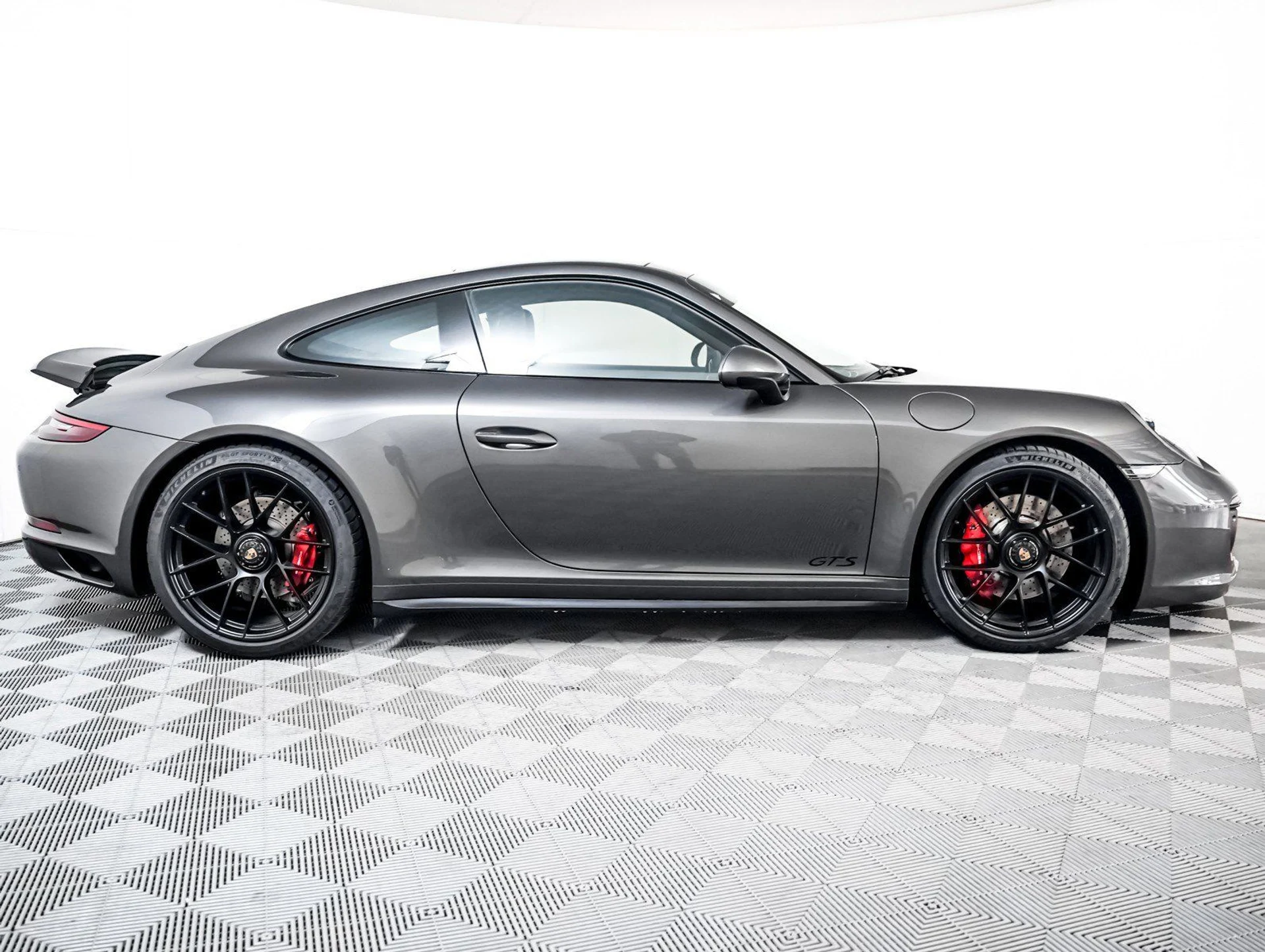 mph008_3931754193_e7782cfde1741e294d406340ab328491_afd5543496