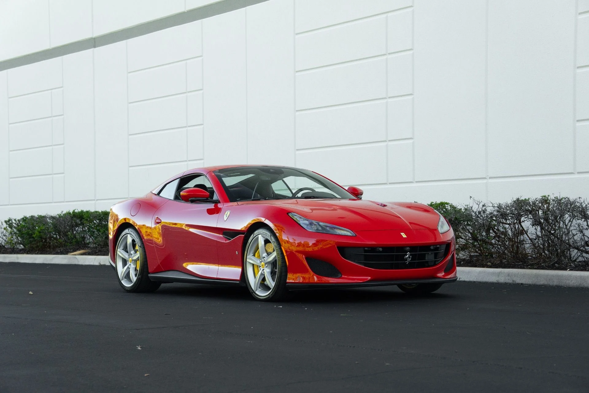 mph008_3932606445_Used_2020_Ferrari_Portofino_1760457229_afc64071e2