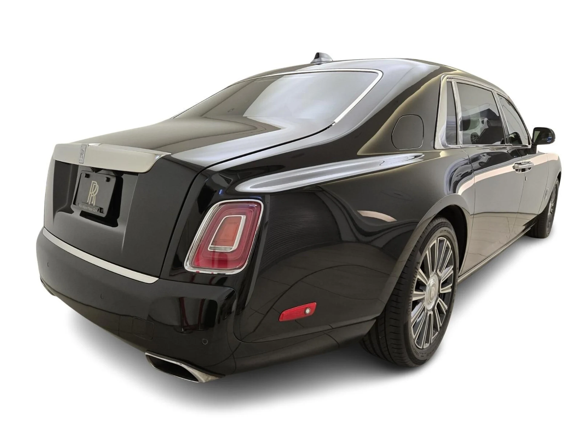 mph008_3936528981_Used_2020_Rolls_Royce_Phantom_1759992219_1edc705ee2