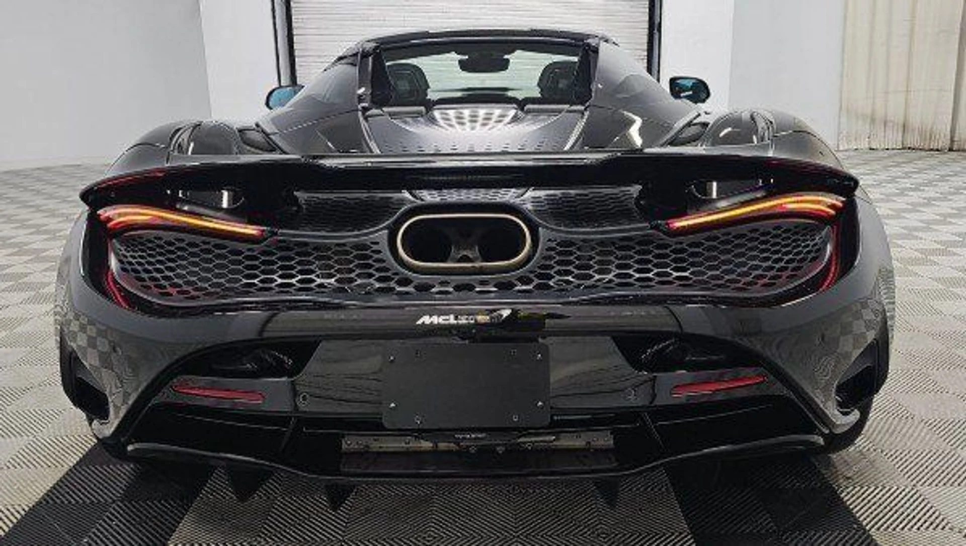 mph008_3950465787_32287fc4221275d5cb0f410abc14c154x_495bb3b2f0