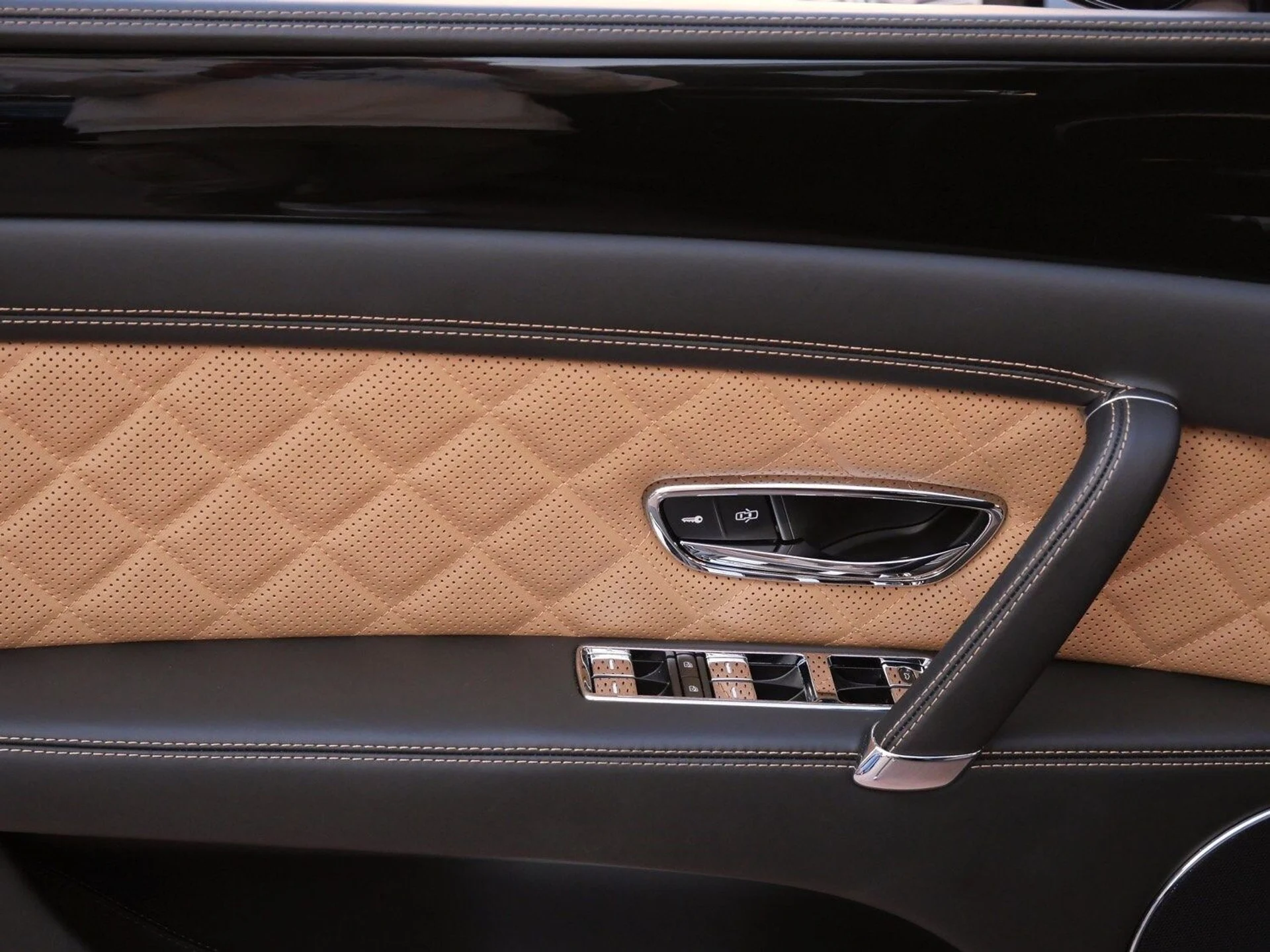 mph008_3963485340_f8223a3065fcff29583614f1e8f3f35ex_96d9cb5c12