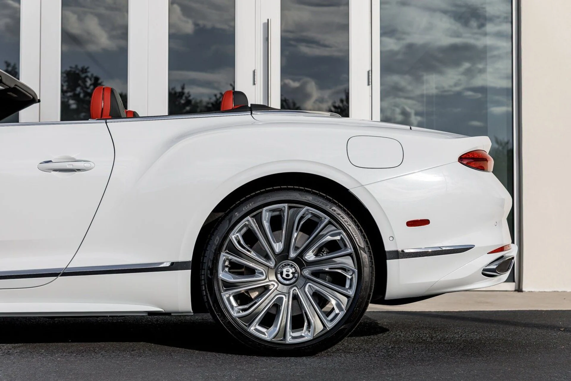 mph008_3966739469_6dc6c96930dbb72b0f93ed6f9fe14170x_fd4bb1959a