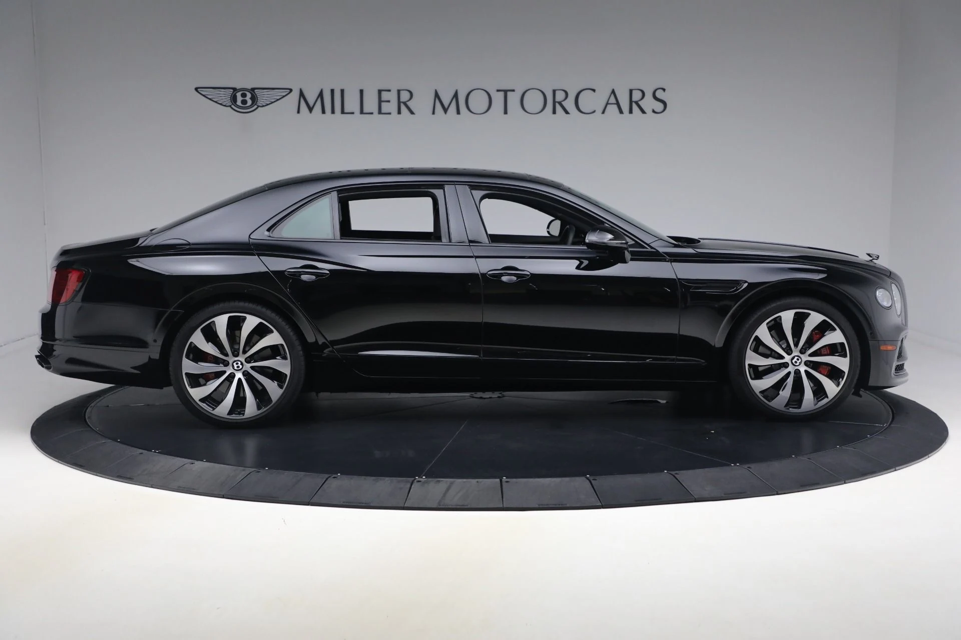 mph008_3971666945_Used_2022_Bentley_Flying_Spur_Hybrid_1788639334_fbb06d7a10