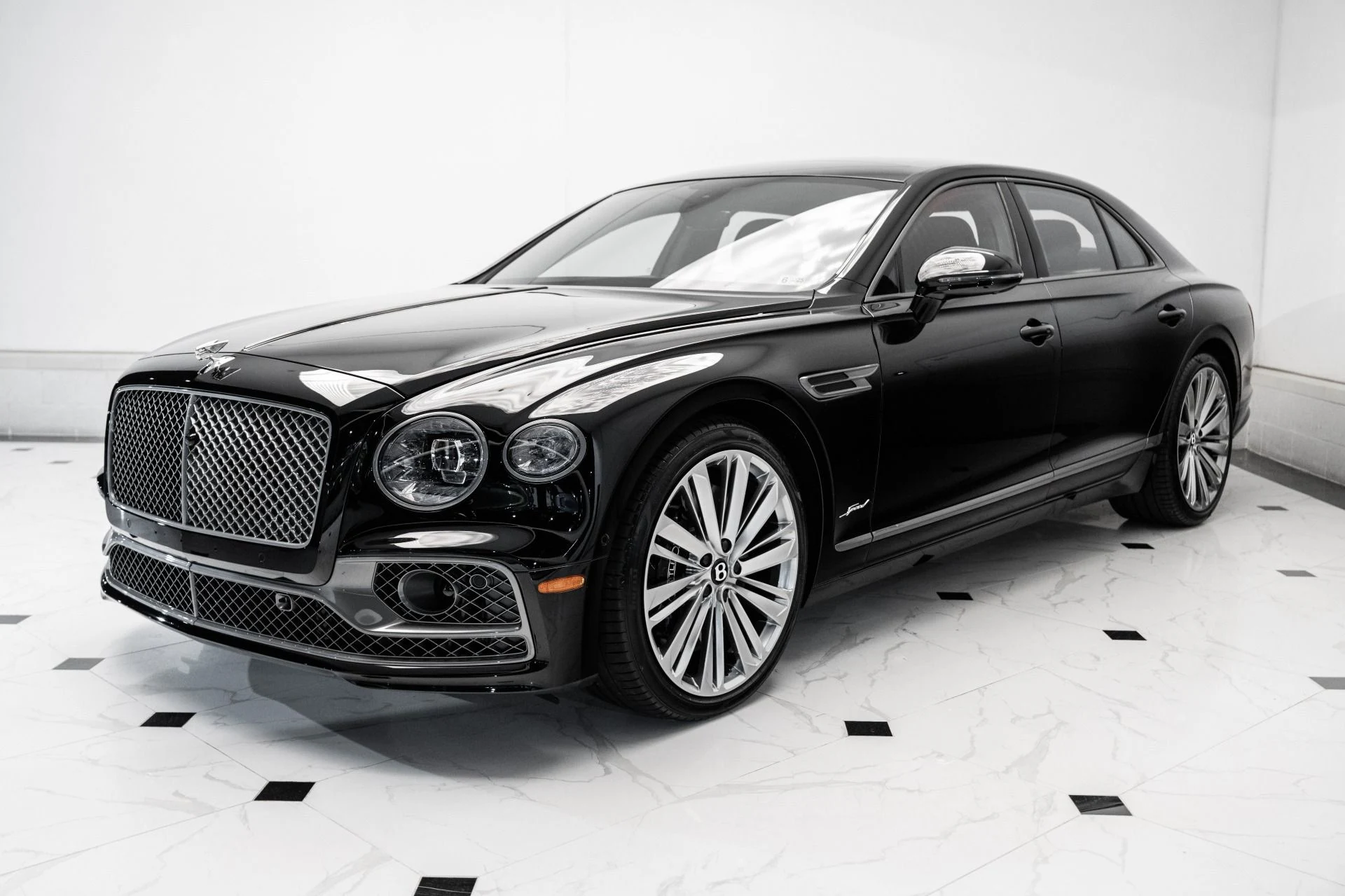 mph008_3974525537_Used_2024_Bentley_Flying_Spur_Speed_1741190012_ecb33e453d