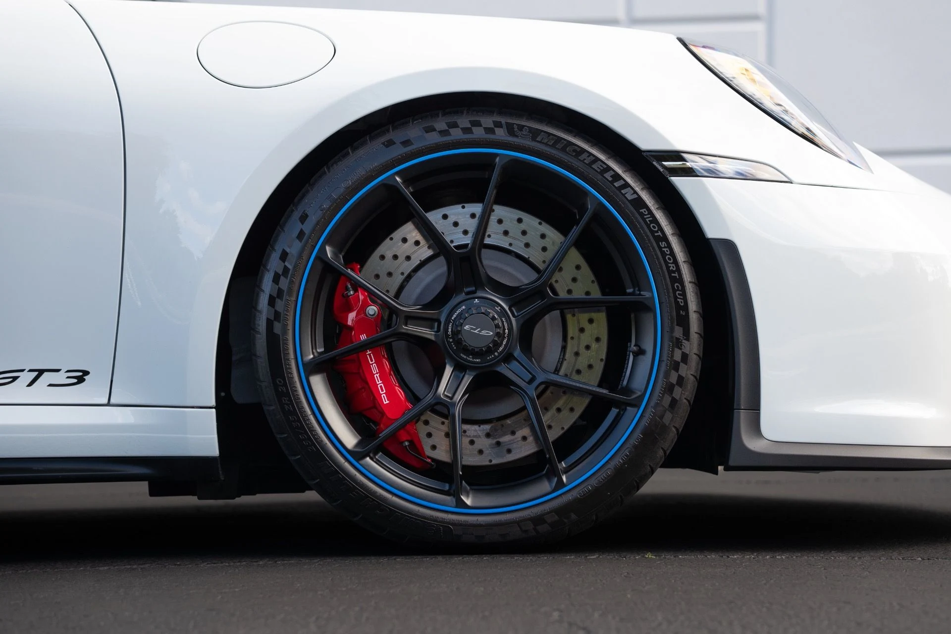 mph008_3982349743_Used_2022_Porsche_911_GT_3_1769095721_ceb45d7c93