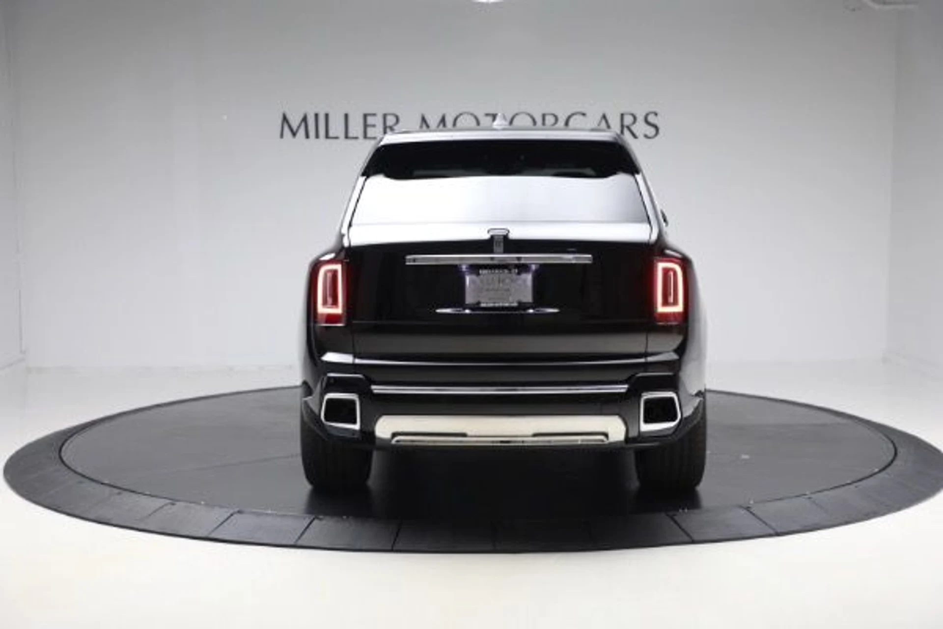 mph008_3982629386_New_2026_Rolls_Royce_Cullinan_7c8a83fa36