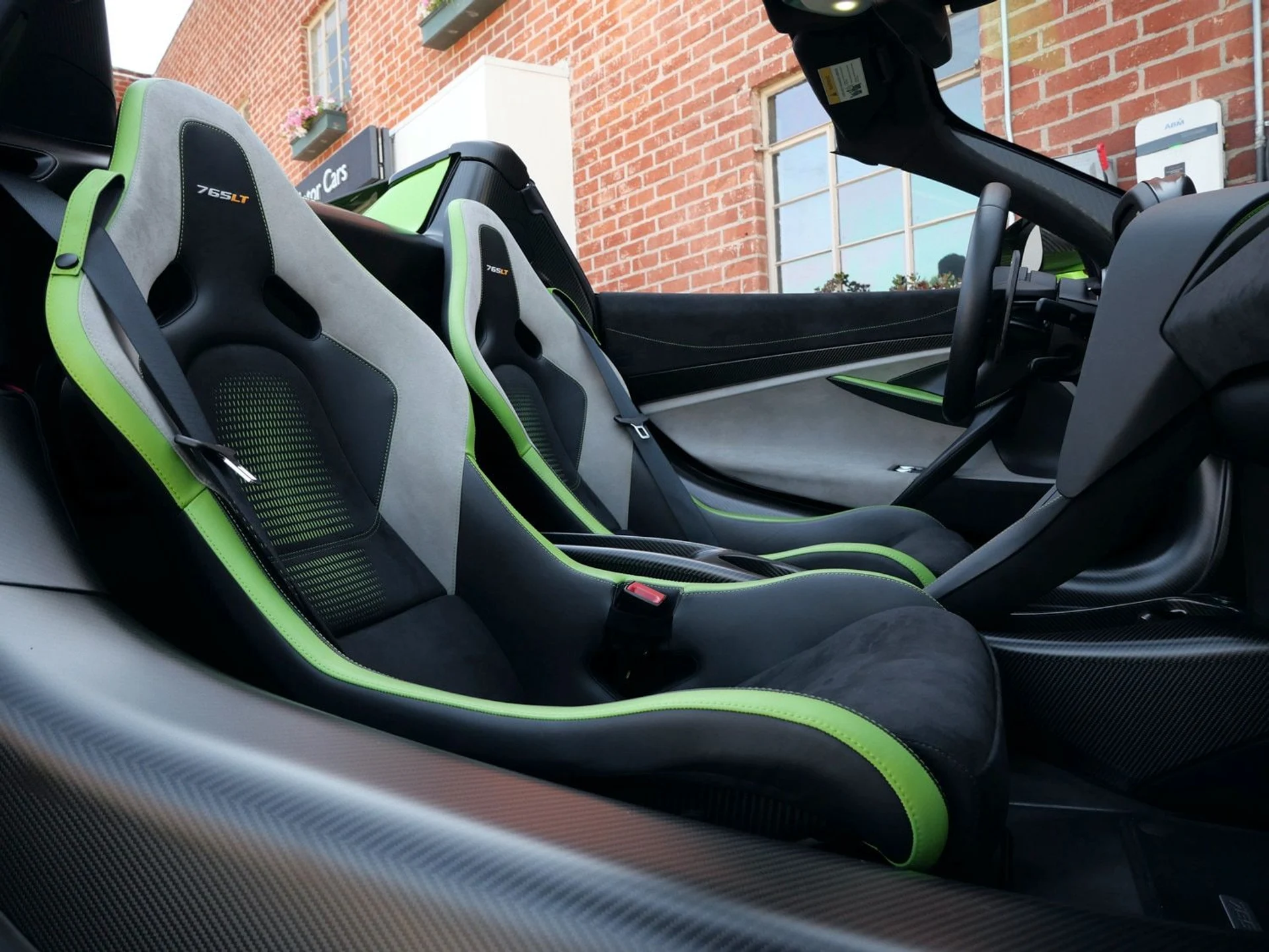 mph008_3982687202_d35cccf73a044dc6998e617df0369886_a5f0651ed9