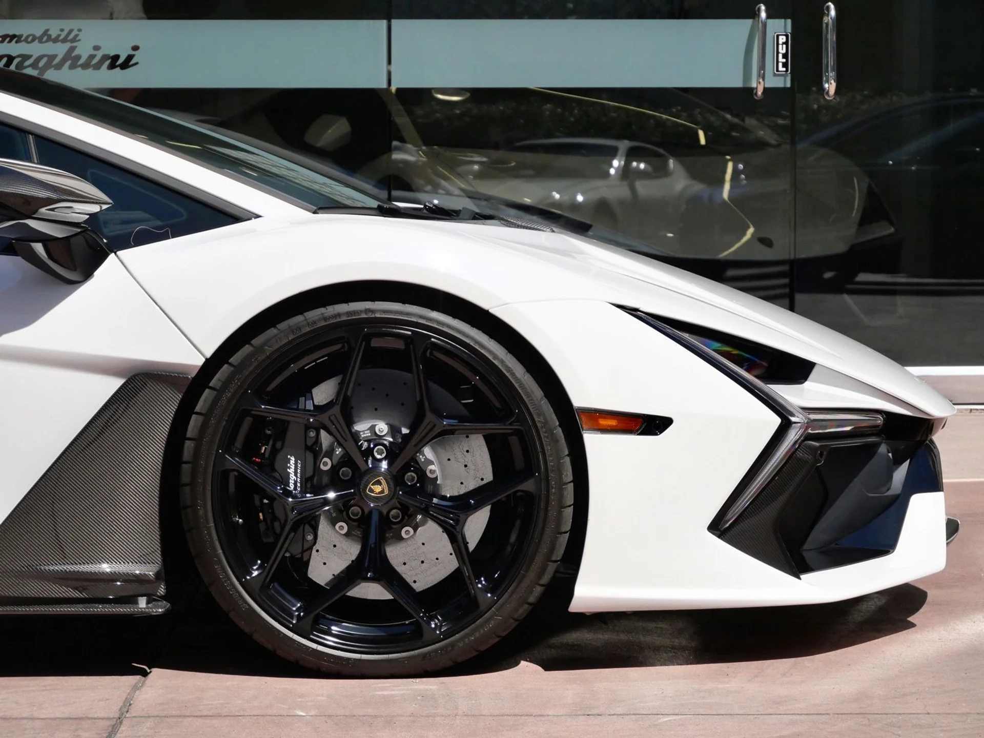 mph008_3985896895_752b3708a8d861ede409c75cb41c93abx_597b32812b