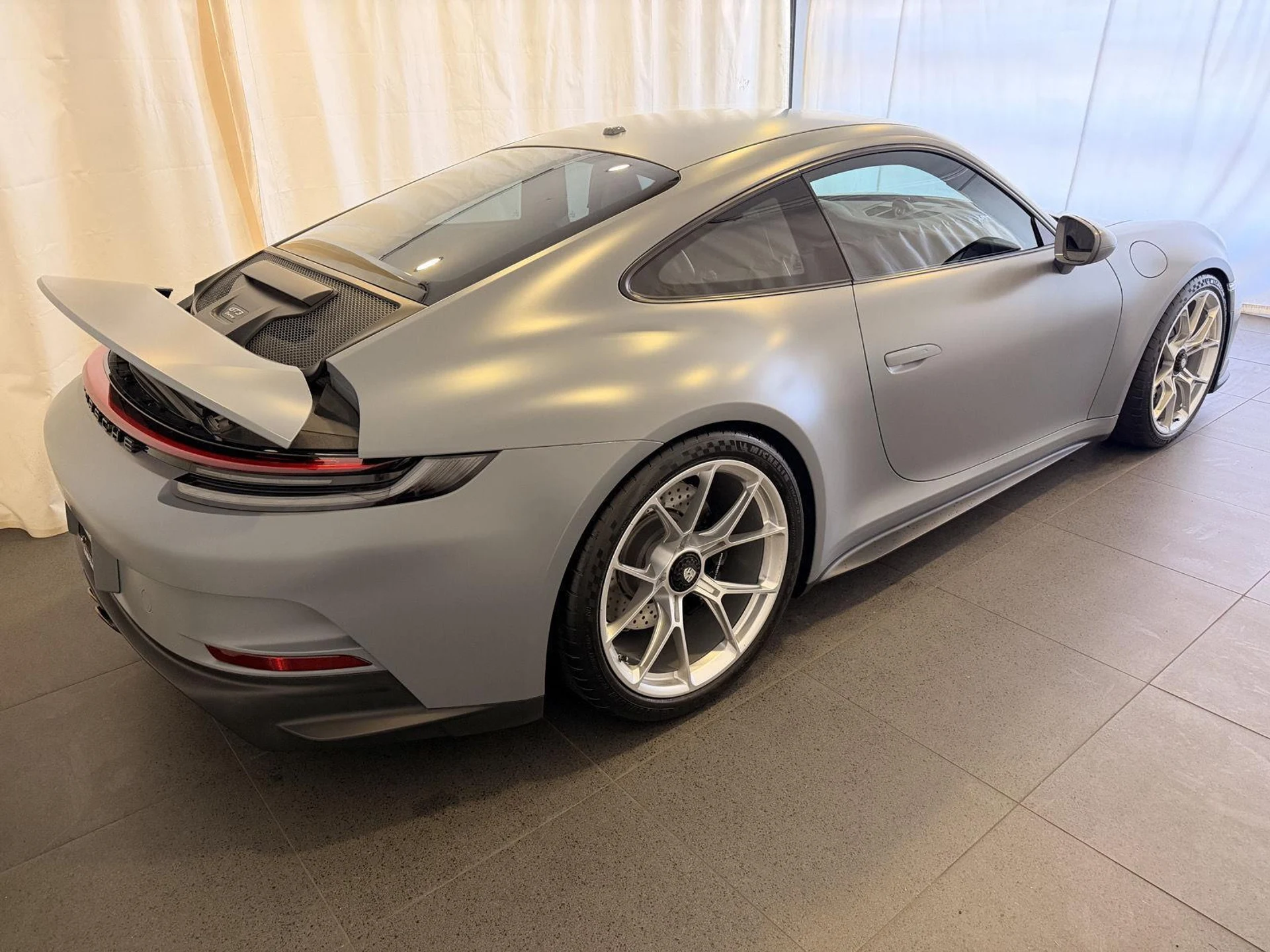 mph008_3987252502_9a11cee7f8074a2aa1ef60f1be1b1f90x_8c44a7ab2e