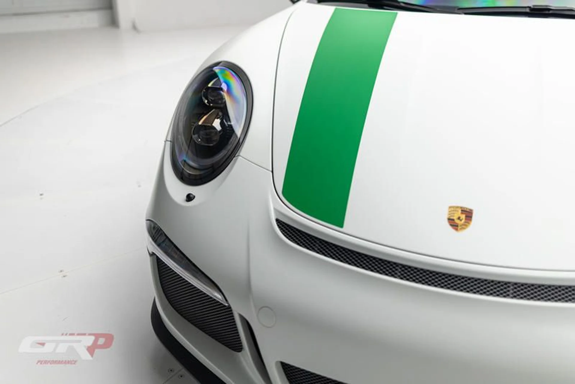 mph008_3992634726_61_A3301_B_8_D5_B_4_C4_C_A41_E_C62109876_DB_4_4ac9fab38c