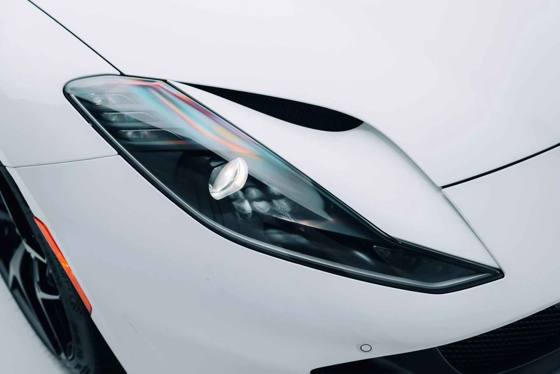 mph008_4006977678_Used_2019_Ferrari_812_Superfast_1787186168_a2abfd98fc