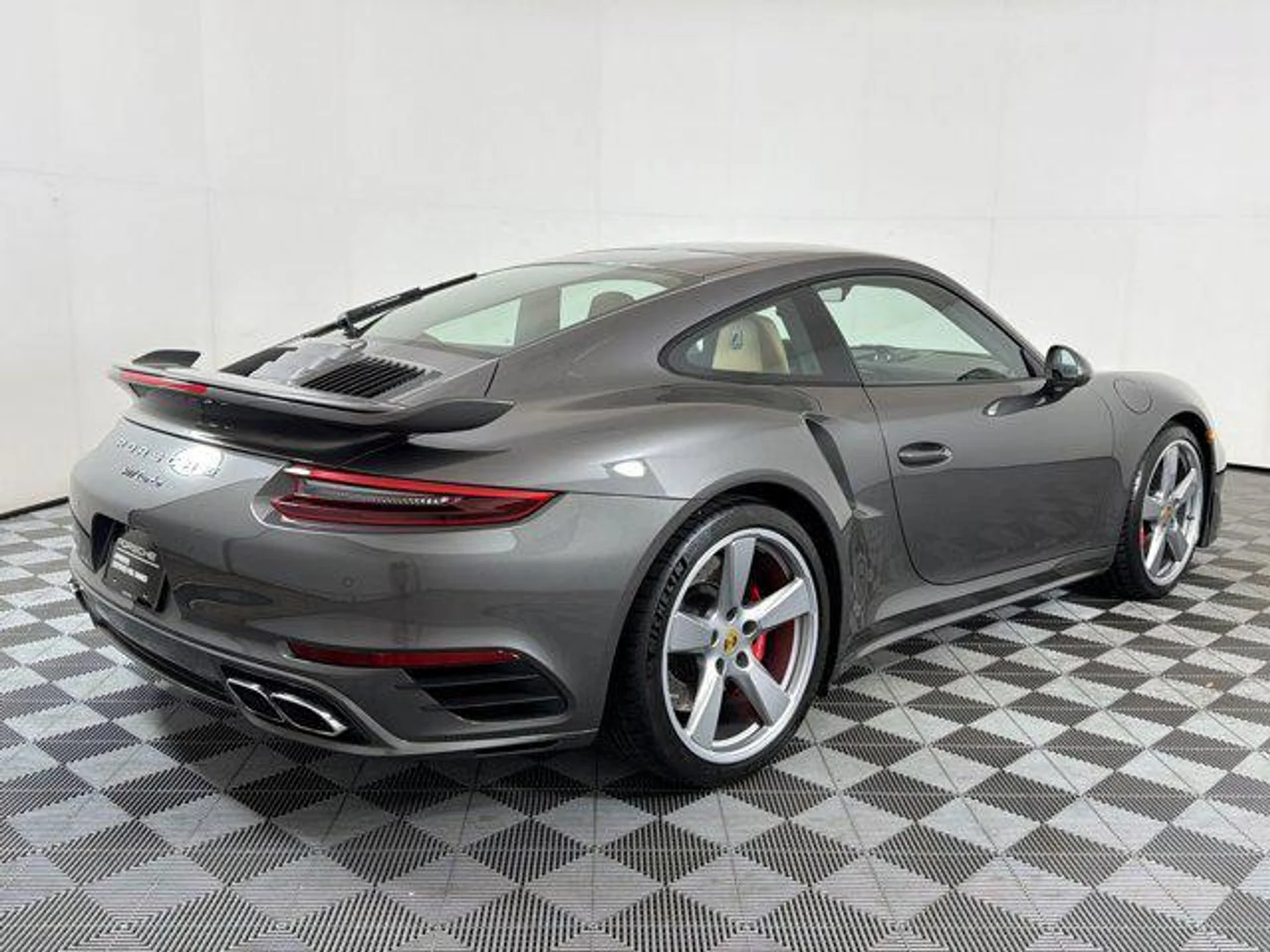 mph008_4014404123_c2v_Yqzax_Aya_Wf_FA_101_QNH_5_E87_M_441f02944b