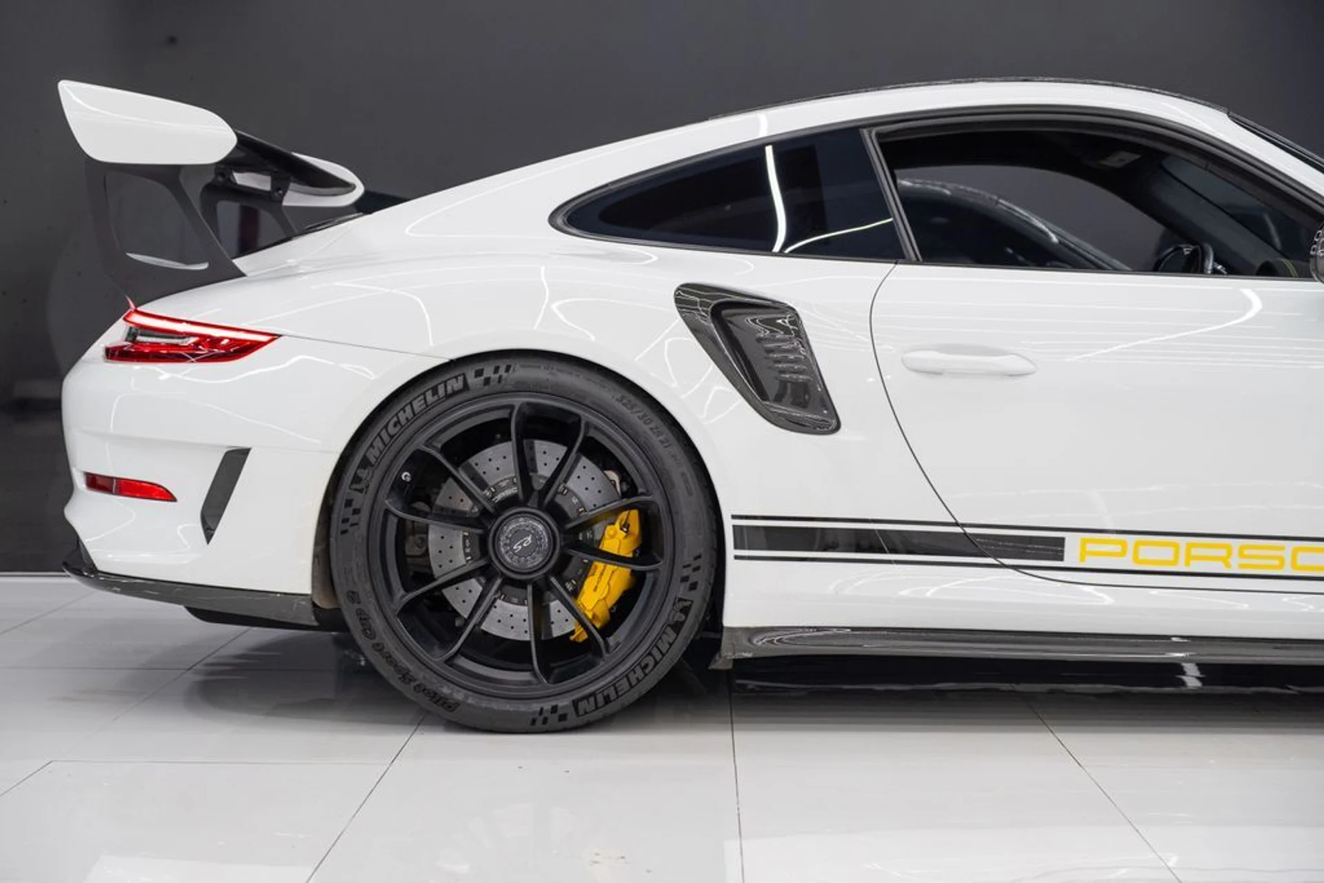 mph008_4016744792_151bc65db4c76e5cc6f8b56e7ace26c2_2165cfd768