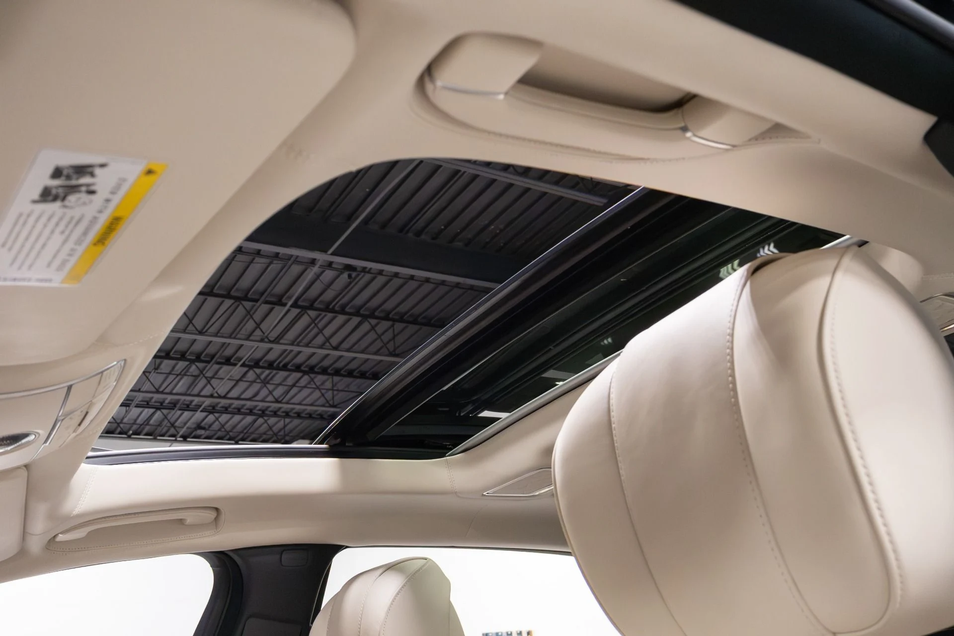 mph008_4026745617_Used_2016_Mercedes_Benz_S_Class_Maybach_S_600_1762813846_06eae60c93