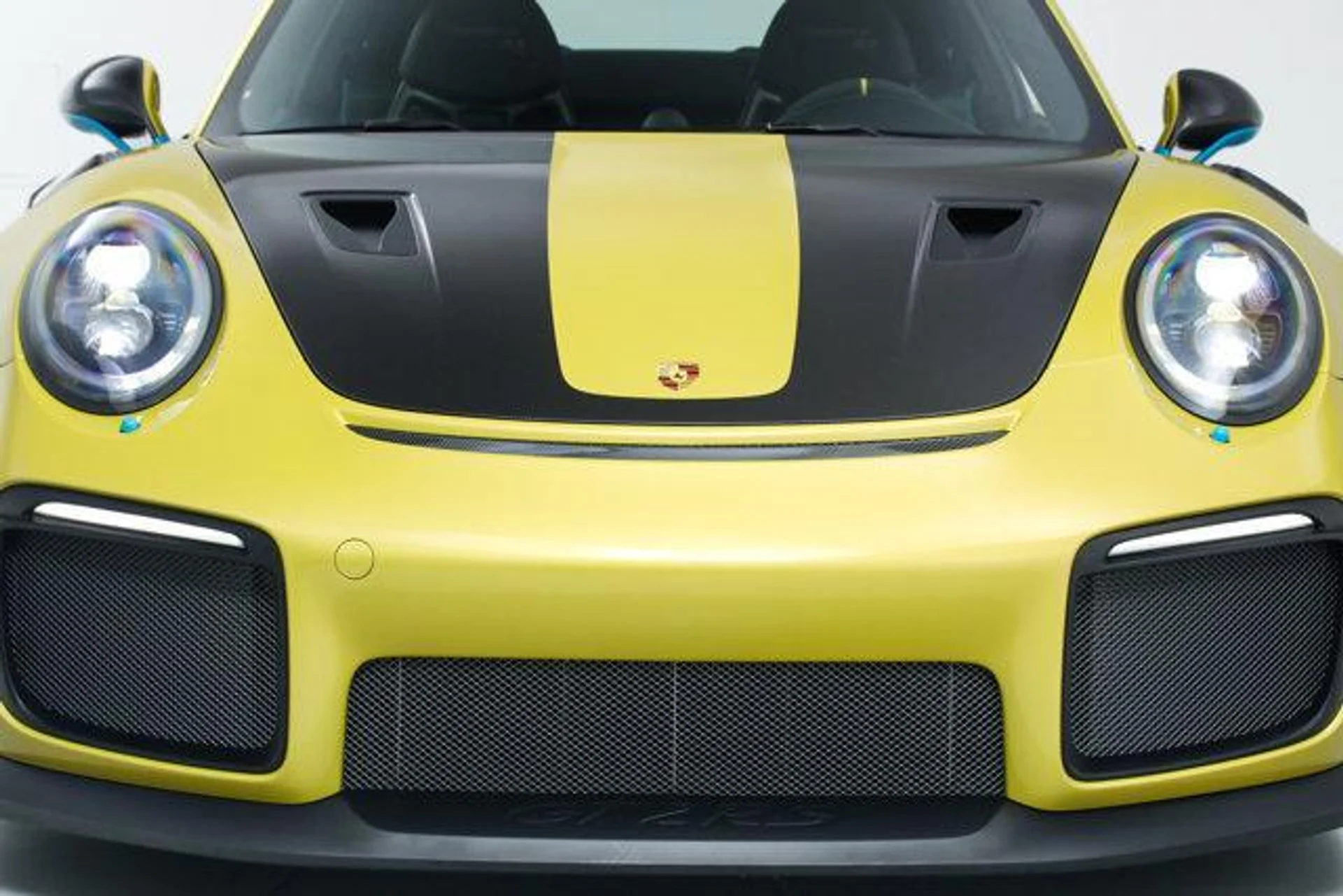 mph008_402966196_U33_Oe_HCRS_Gyy_Z0_Zy_F75n_X8r_DB_4_188a09df26