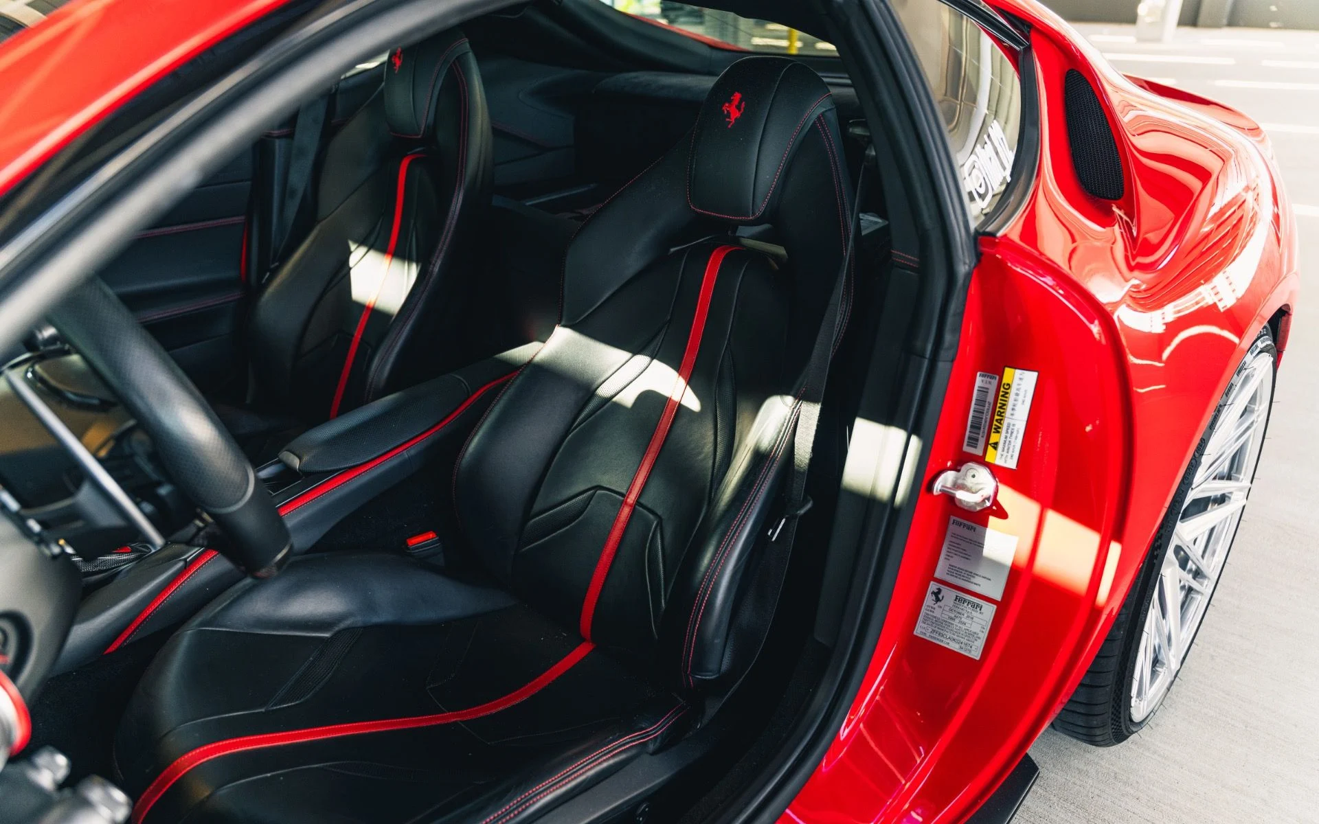 mph008_4031524629_Used_2019_Ferrari_812_Superfast_1793059055_8675f75a26