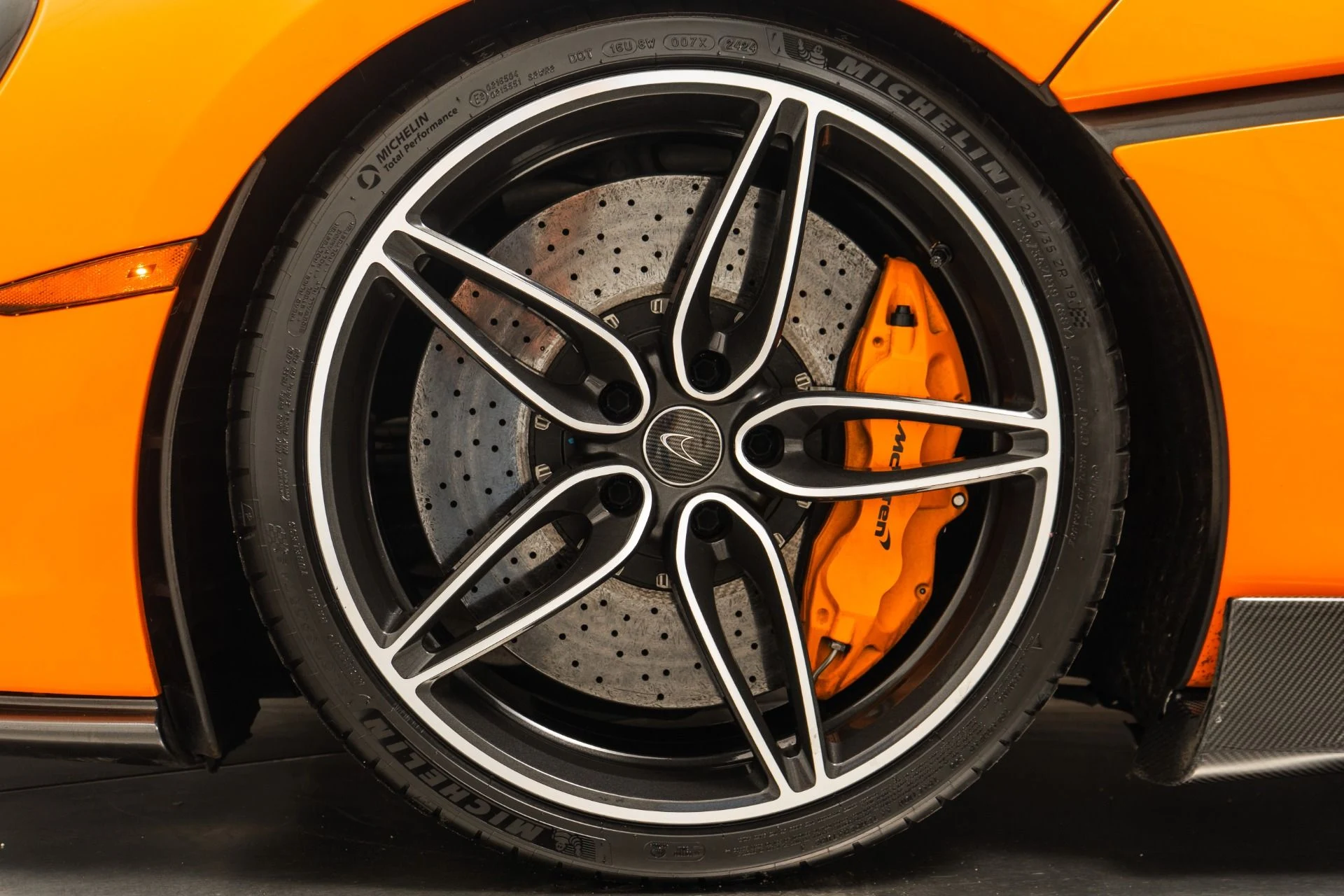 mph008_4052530976_Used_2016_Mc_Laren_570_S_1747071702_bc9dba242b
