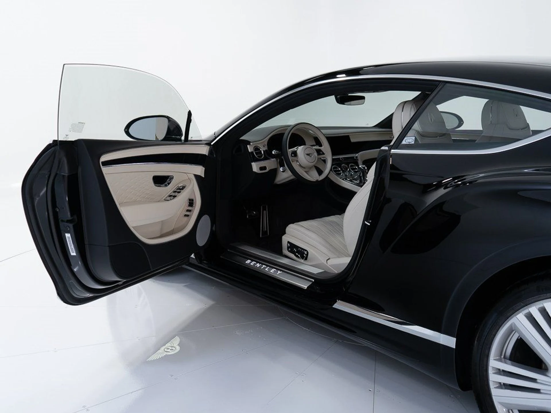 mph008_4055483020_1f4659e3a2c73d0b05b10cd92ce8a4d2_81b8b5a01f