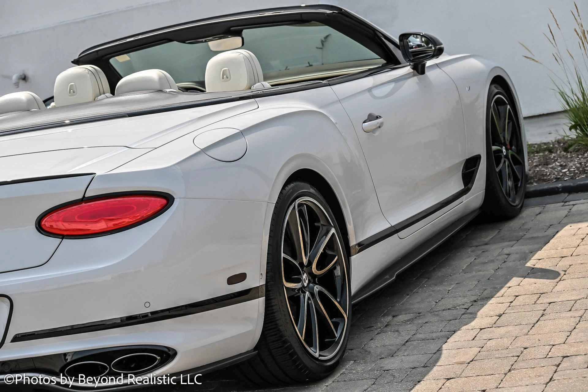 mph008_4056060731_Used_2022_Bentley_Continental_GT_V8_Convertible_1754380993_c6cb413613